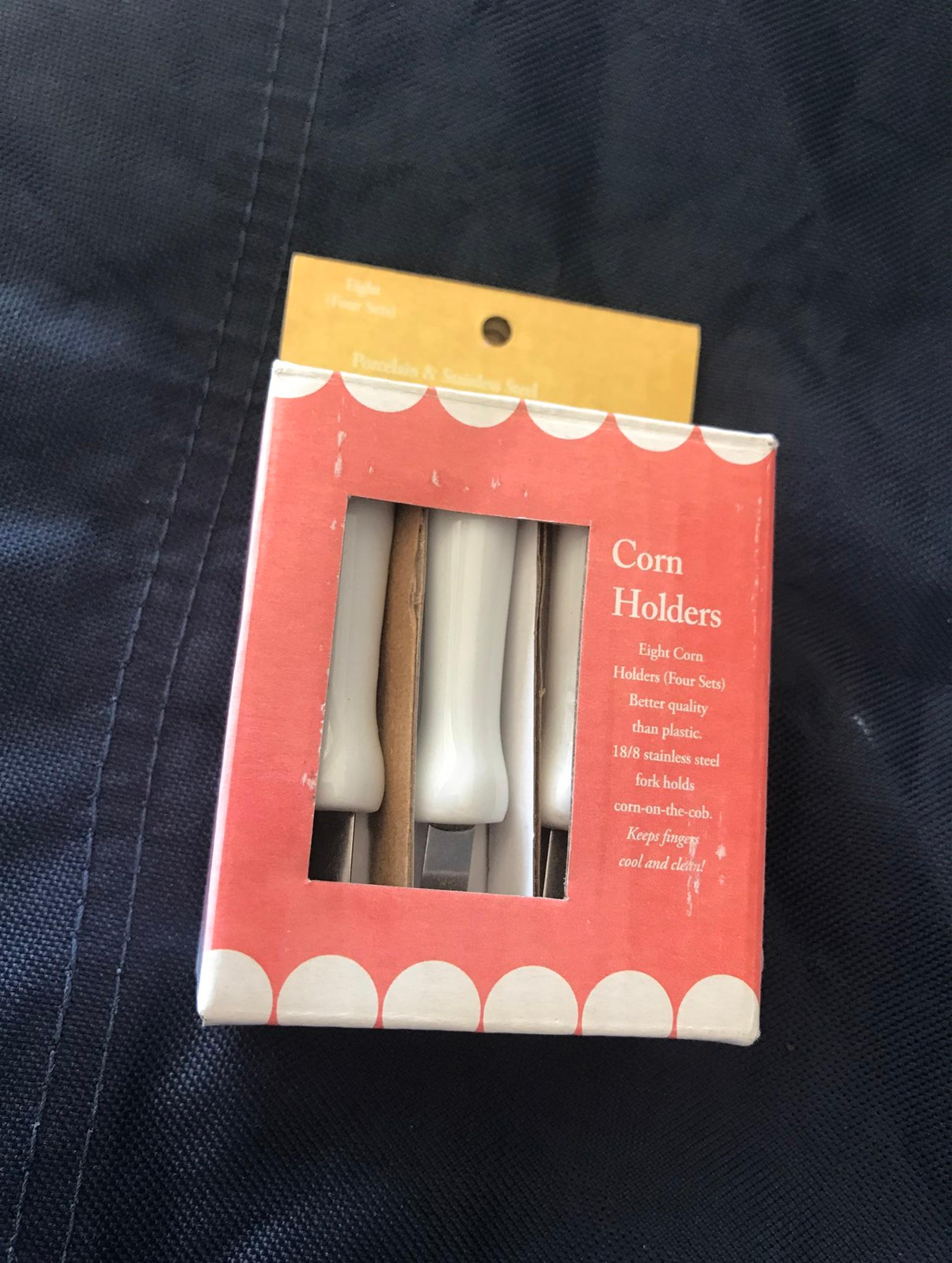 Porcelain and stainless steel corn holders