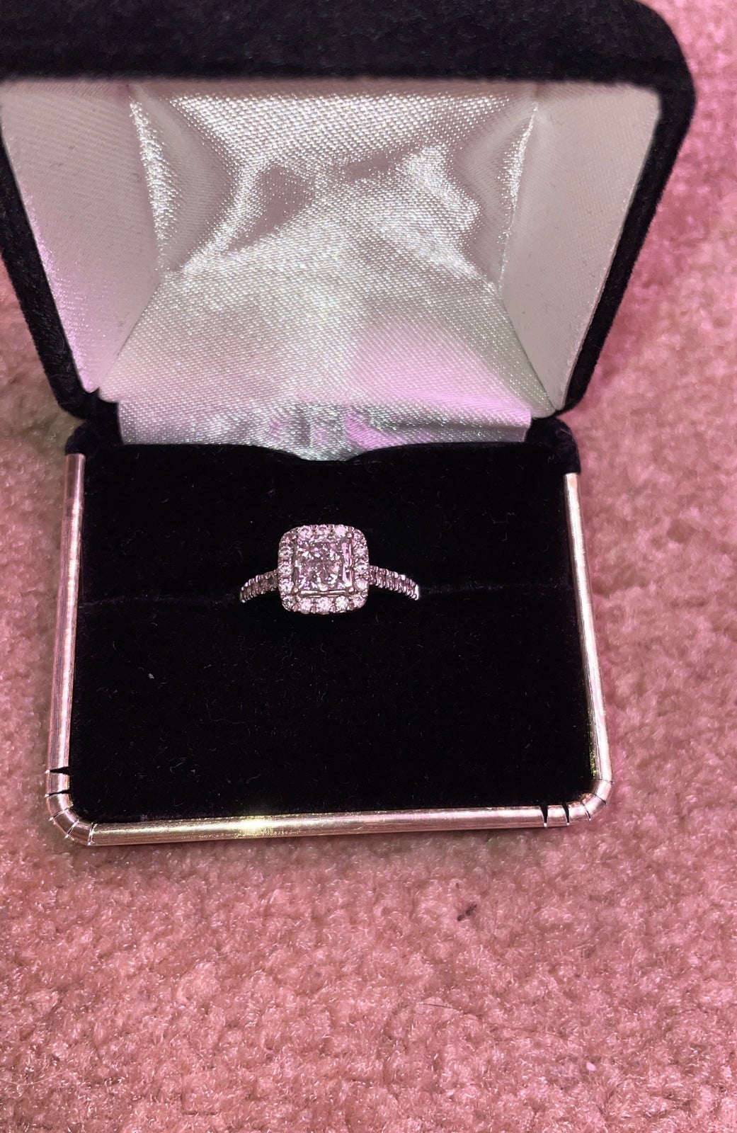 14k white gold diamond ring