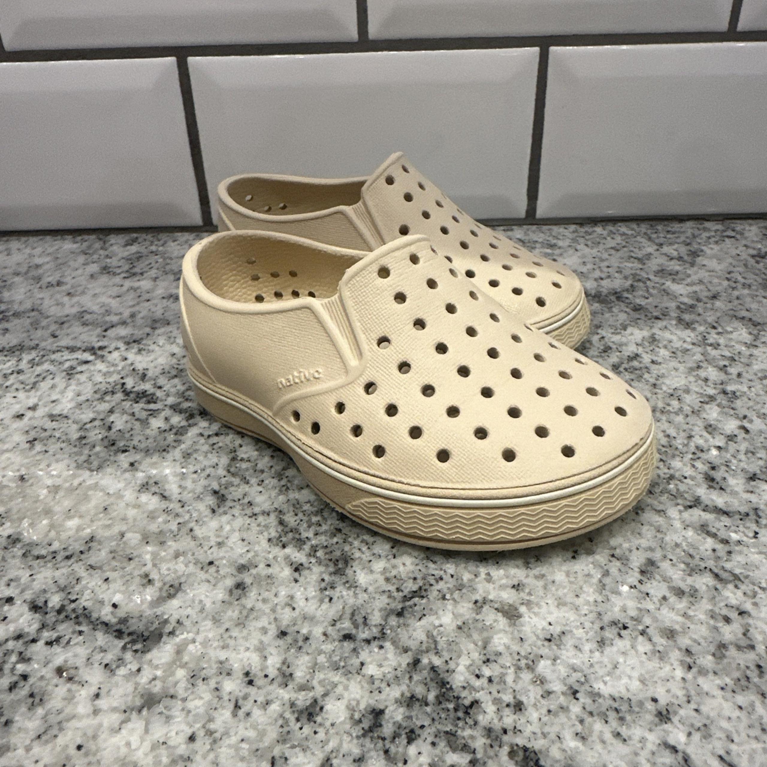 Native Kids Cream Bloom Slip On Sneaker Shoes Sz C5 Light Waterproof Toddler