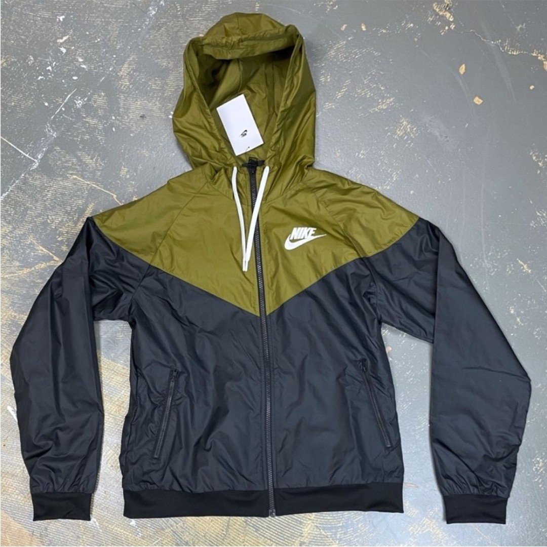 Nike Sportswear Windrunner Jacket Medium Olive Green size XL