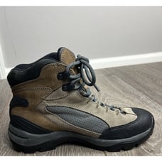 Vasque Gore-Tex Wasatch Vibram Sole Mens Leather Trail Hiking Boots 8M EUC Shoes