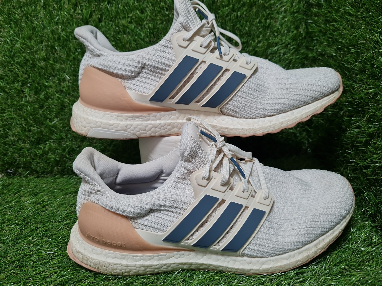 Adidas ultraboost men running shoes size 11.5