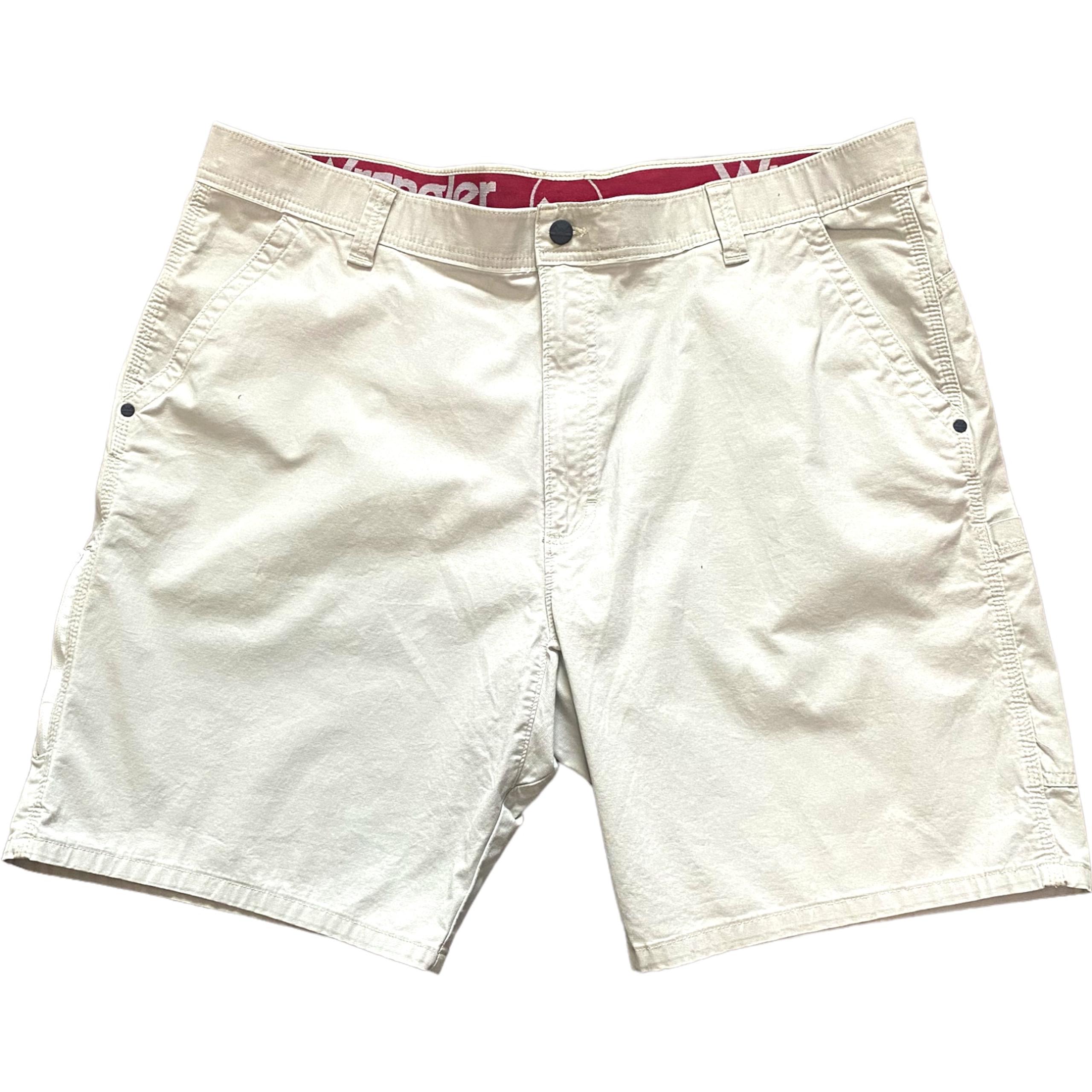 Wrangler Mens Casual Khaki Light Tan Cargo Shorts Size 42