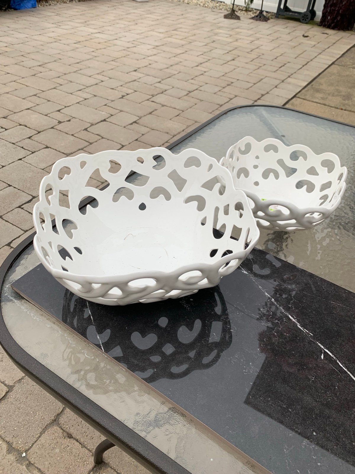 Tabletops Gallery Set Of 2 Square White Porcelain Serving Basket/Bowl