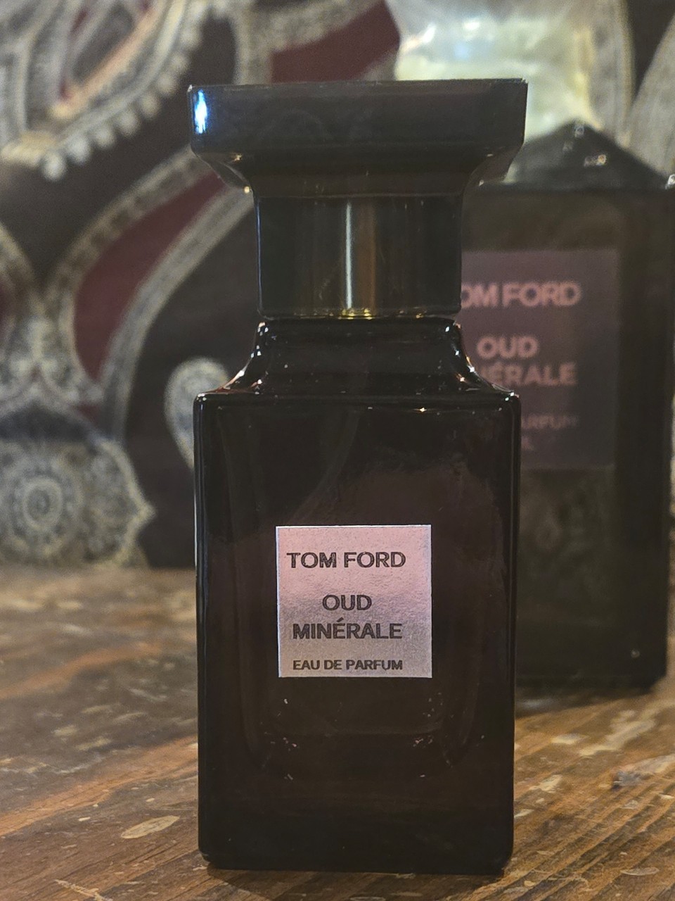 2017 Tom Ford Oud Minerale EdP 50ml sample