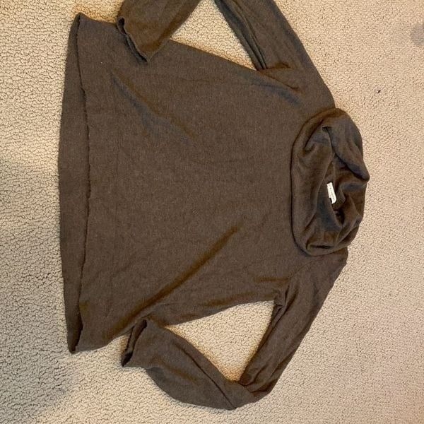 White and Warren size small cowl neck sweater