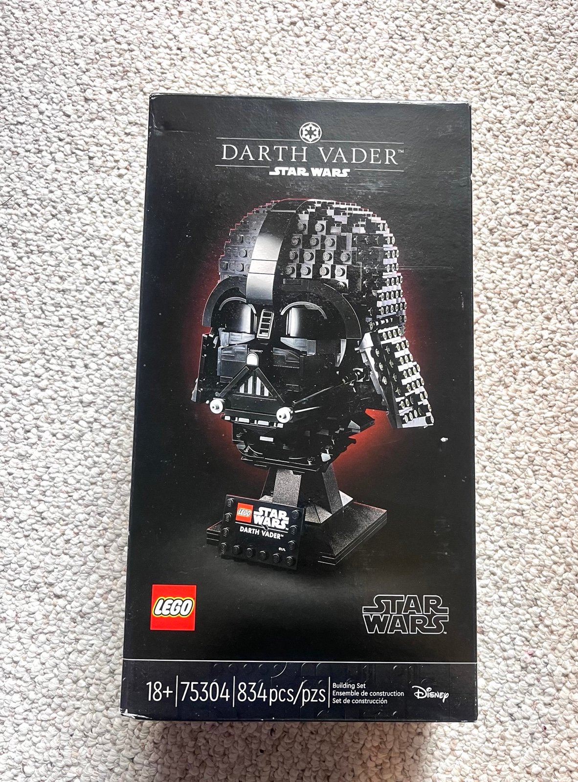 Lego Star Wars Darth Vader Helmet #75304 - New