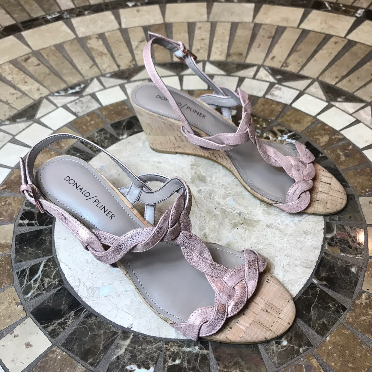 Donald J Pliner Jooli Metallic Rose Gold