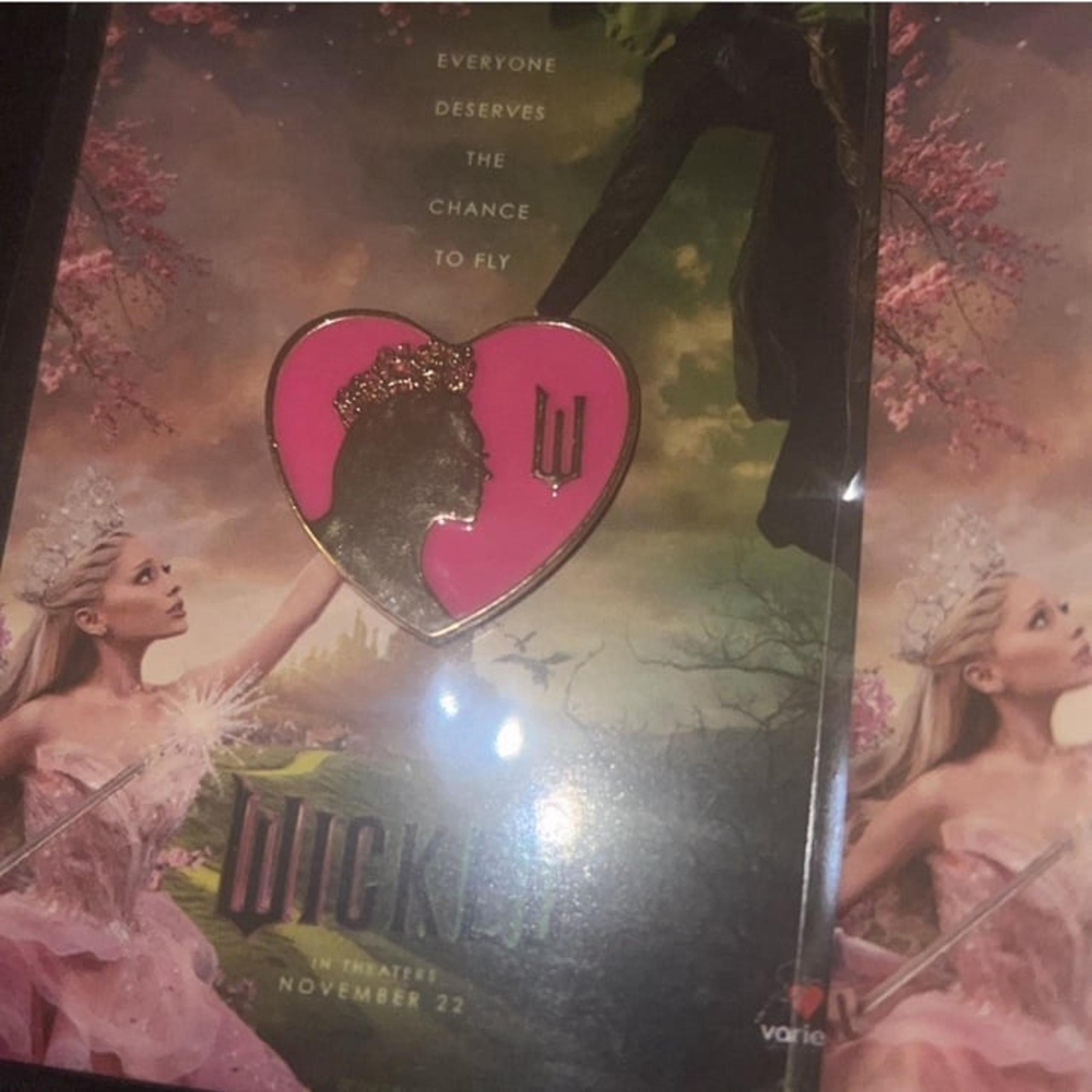 Wicked Glinda pin