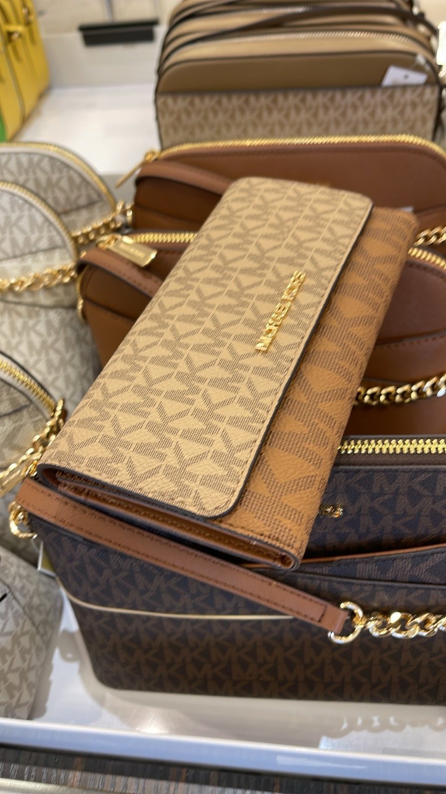 Michael Kors Jet Set Large Signature Logo Tri-Fold Wallet Camel Multi NWT