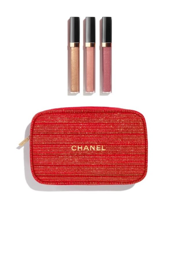 NEW! Chanel Holiday Beauty Pouch Purse 2022