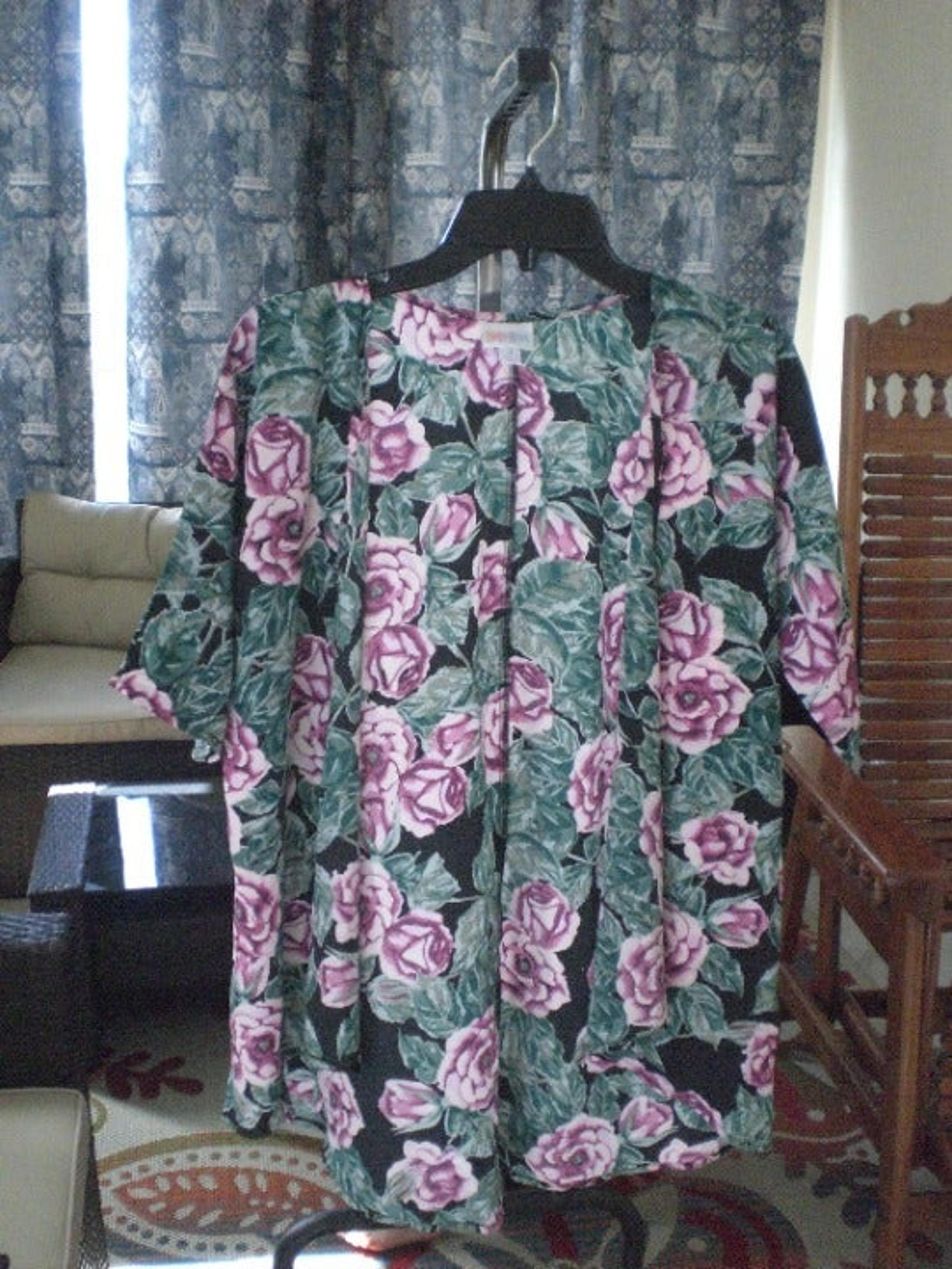 Lot of 2 LuLaRoe Floral Biancas Size 3 Kimono Cover Up