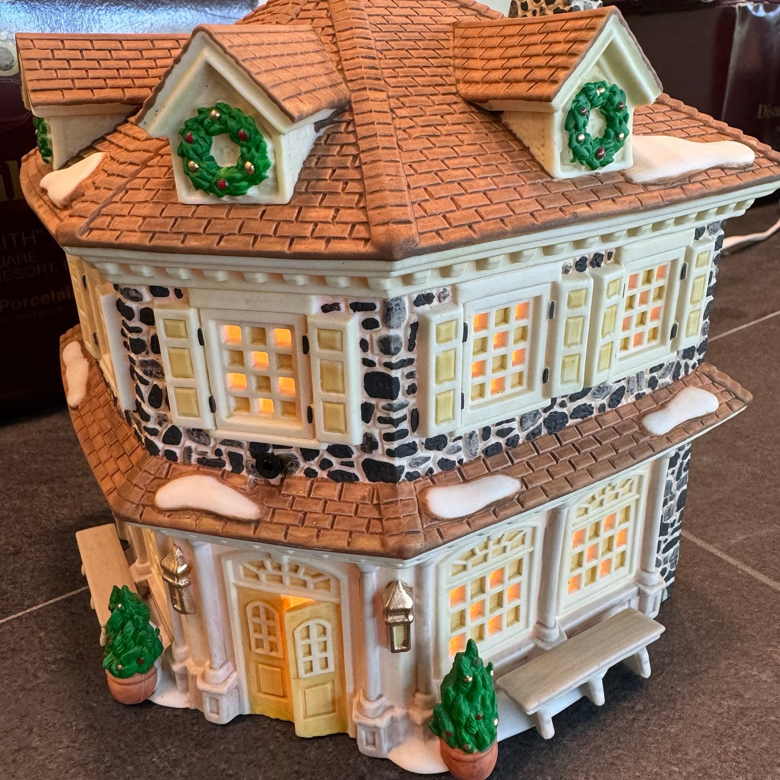 Disney Parks Village Series Silversmith 53521 Dept Department 56