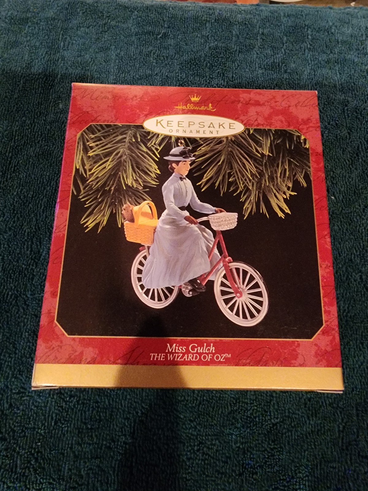 Hallmark keepsake vintage miss gulch wizard of oz nib