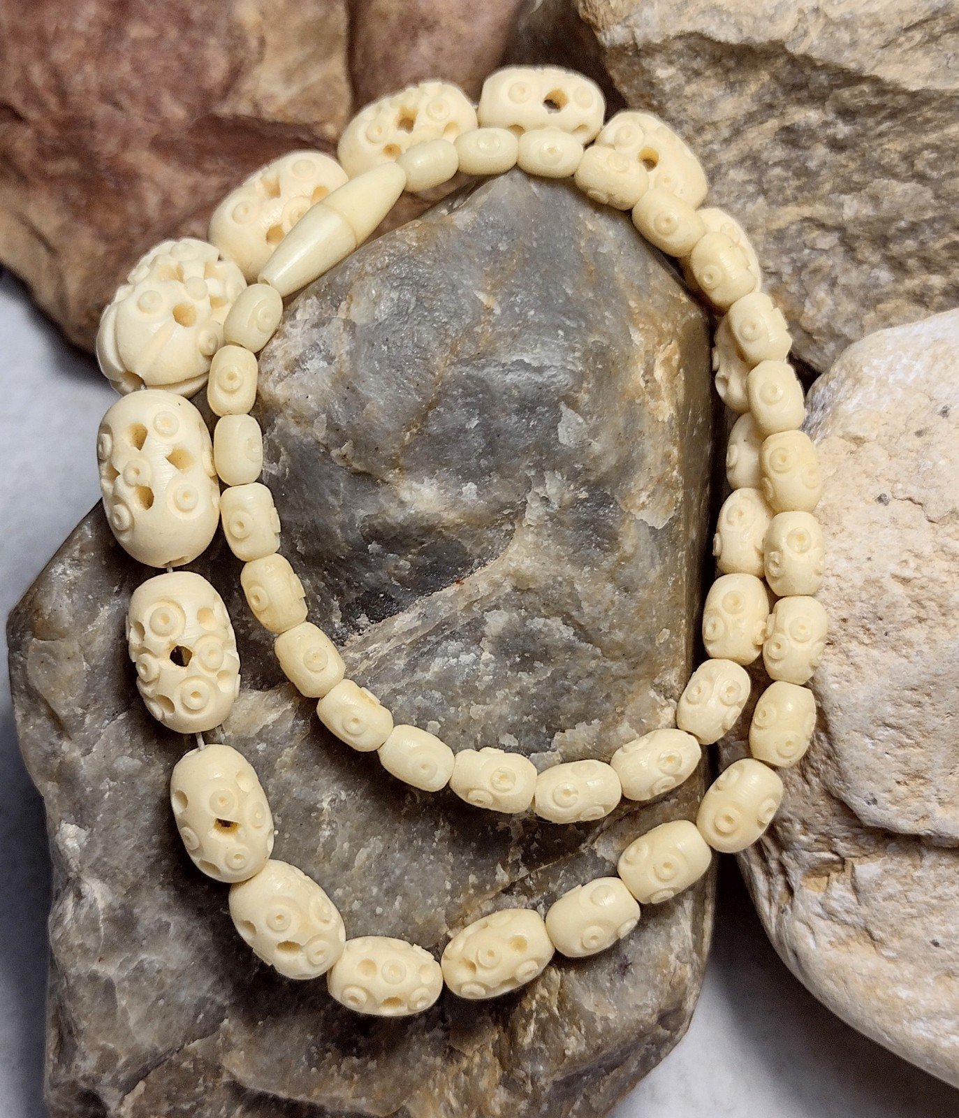 Carved Bovine Bone Graduated Bead Necklace Vintage Barrel Clasp