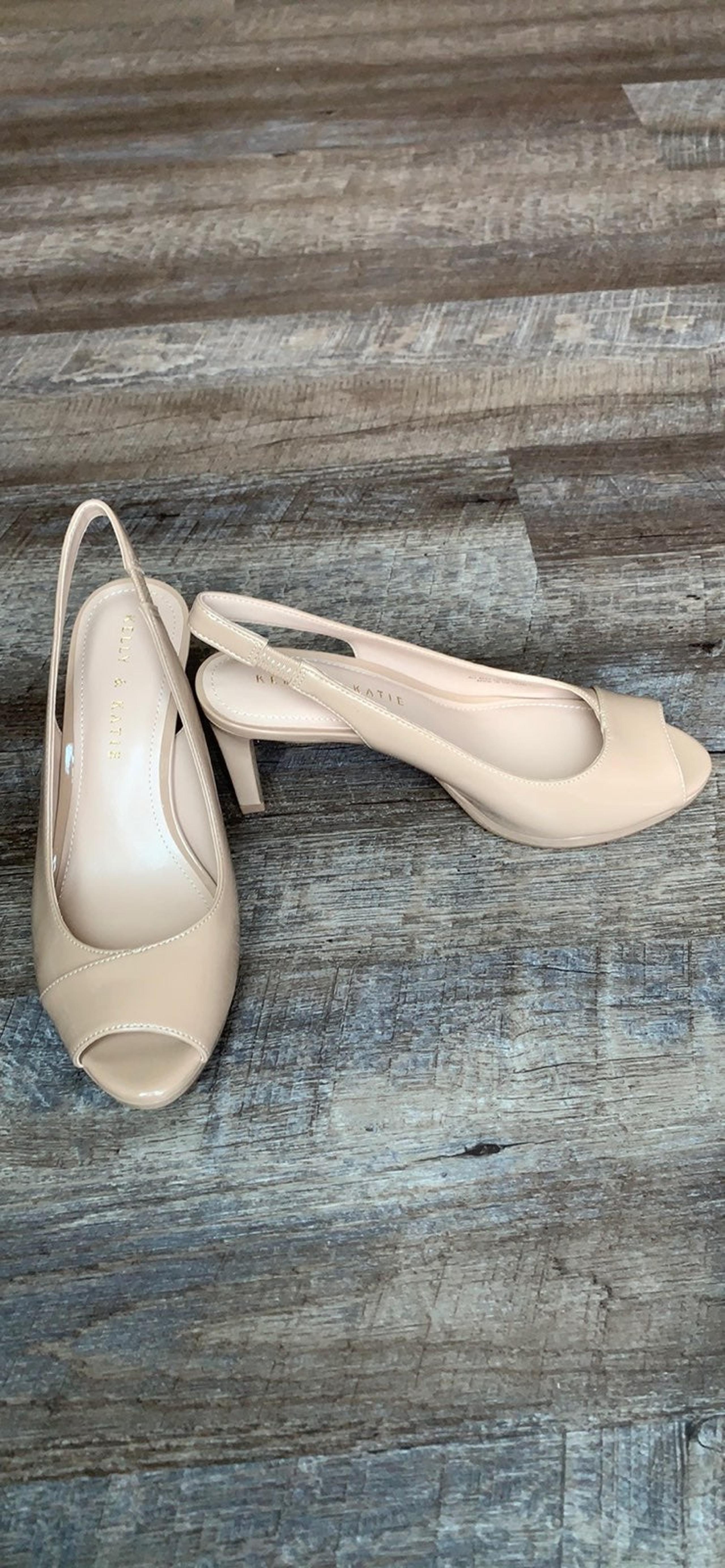 Nerani platform sandal