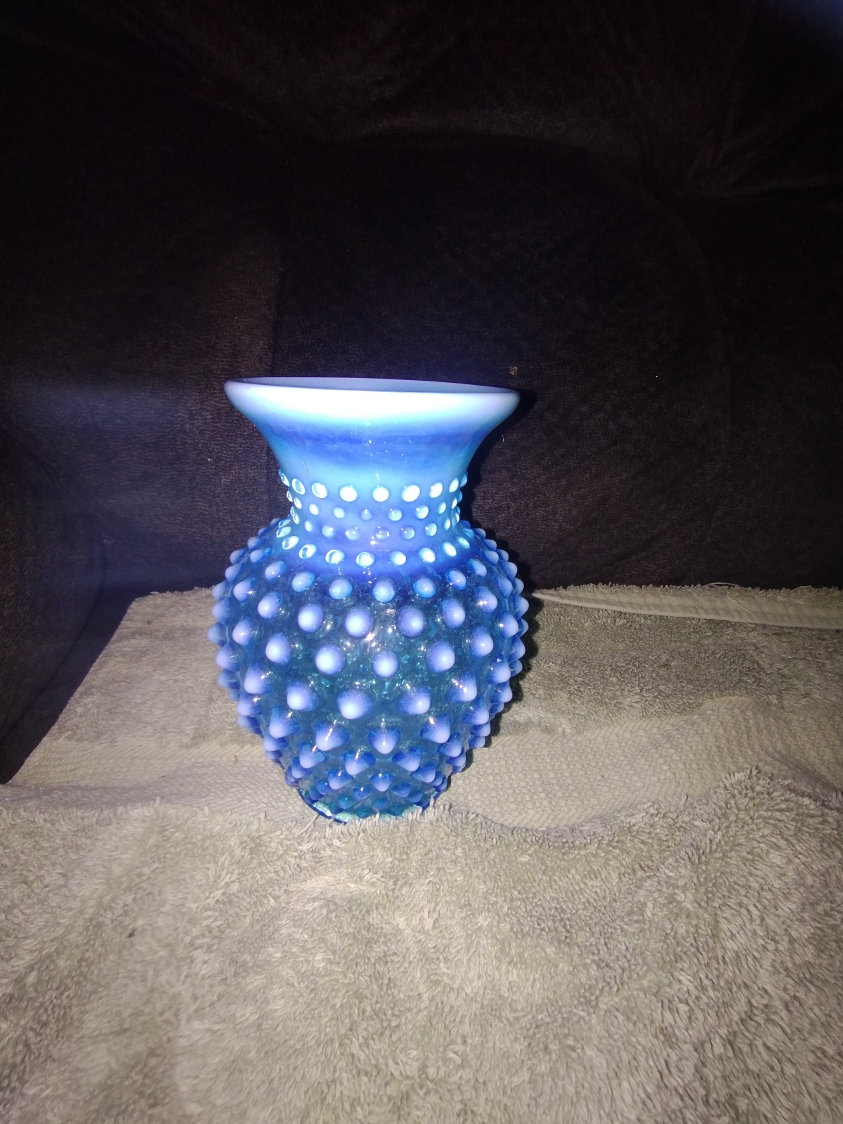 Vintage fenton vase