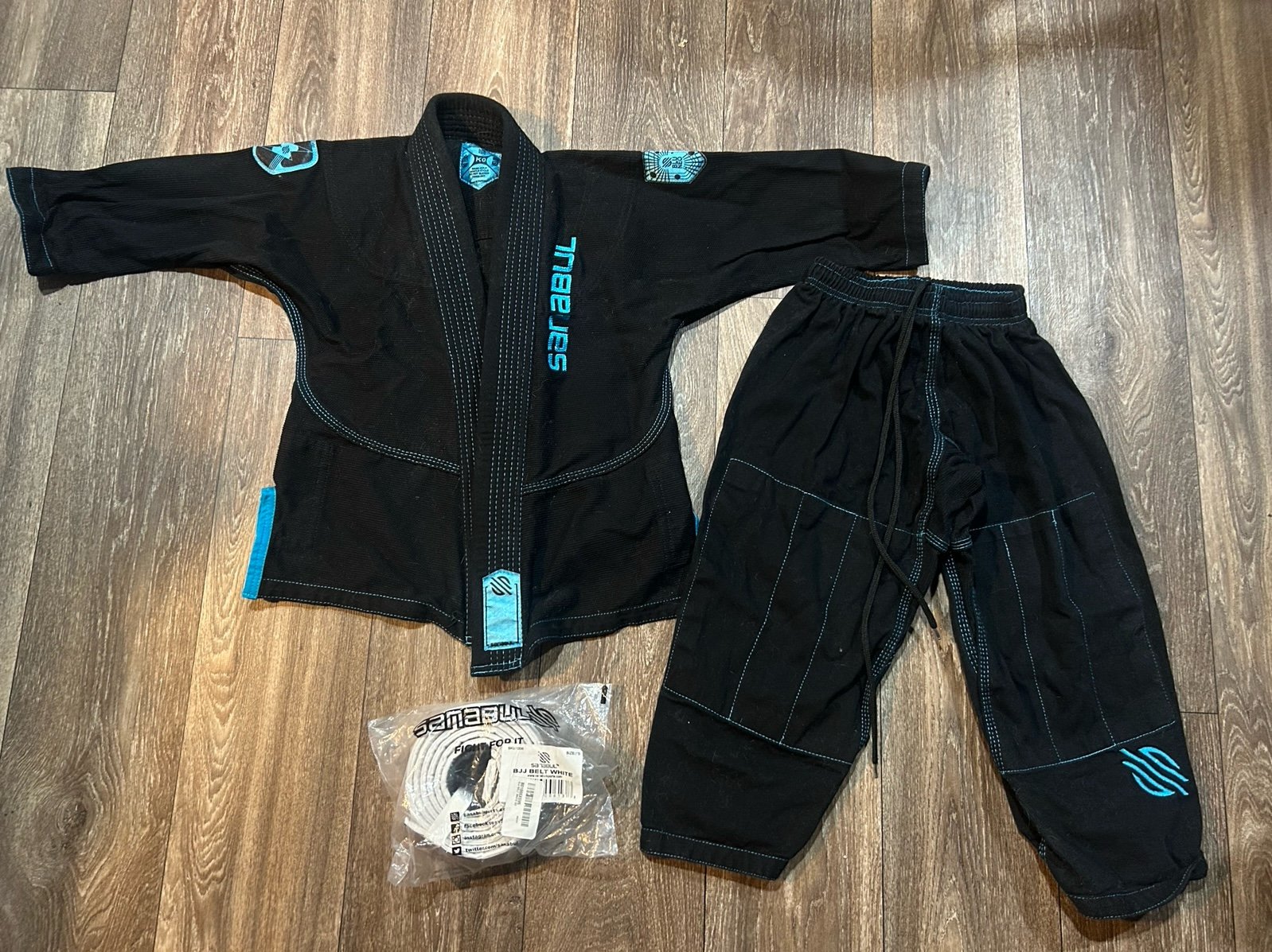 Kids Like New Sanabul K0 Brazilian Jiu Jitsu Gi