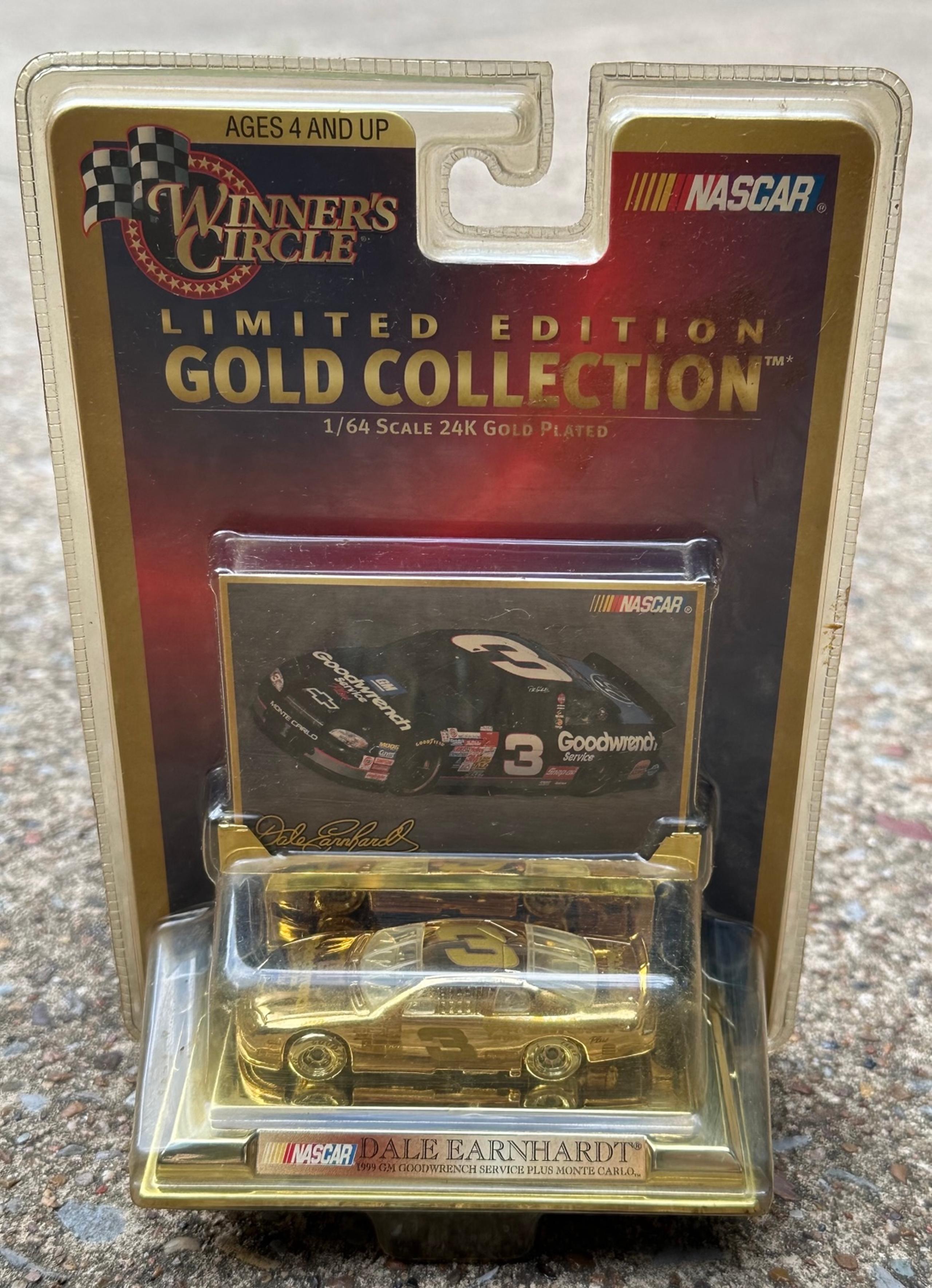 Nascar Winners Circle  1999 Gold Collection 1:64 Dale Earnhardt GM Goodwrench