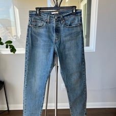 Levi’s wedgie icon fit high wait straight jeans