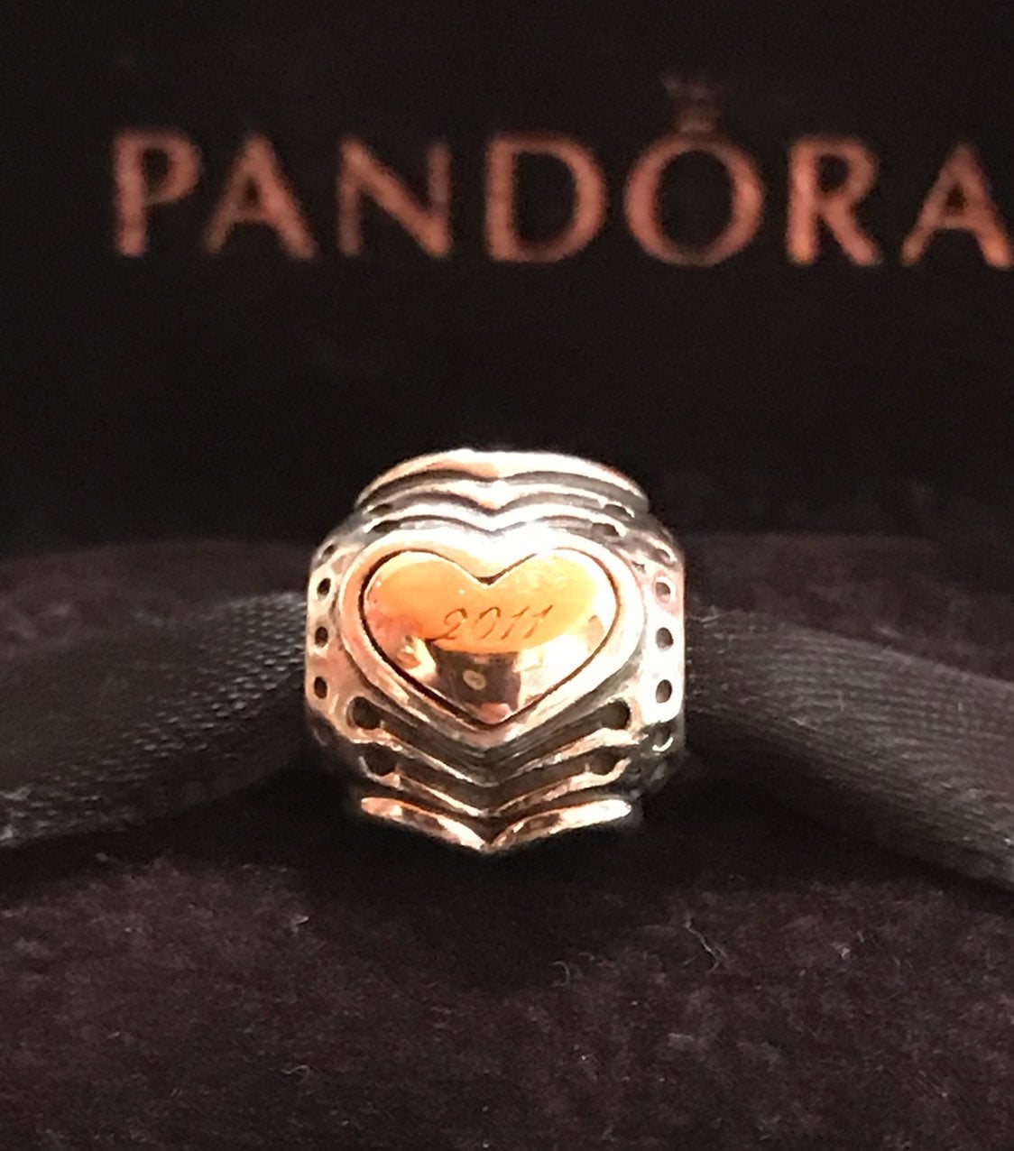 Pandora Midnight Heart 2011 Limited Edit