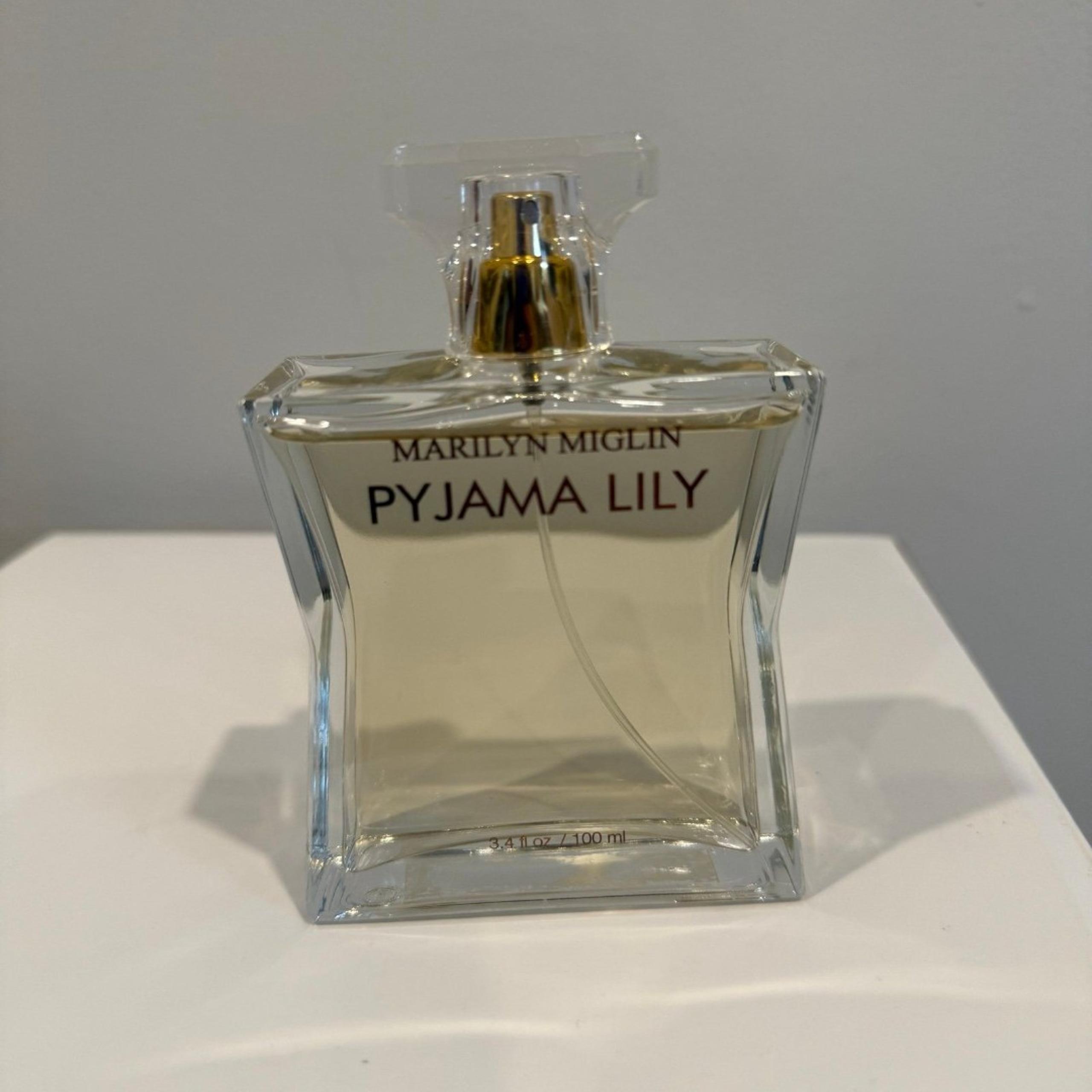 Marilyn Miglin Pyjama Lily Eau de Parfum Spray 3.4 oz / 97% Full Vintage Read
