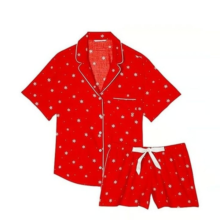 NEW (XL) VS Flannel Short Pajama Set in Lipstick Snowflakes