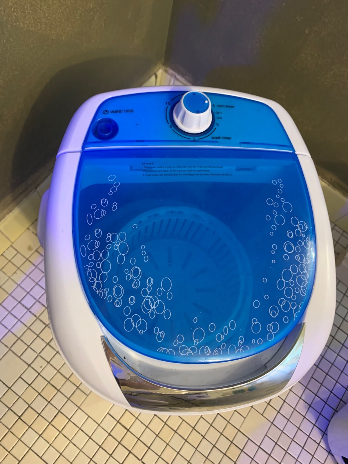 Portable outlet washing machine