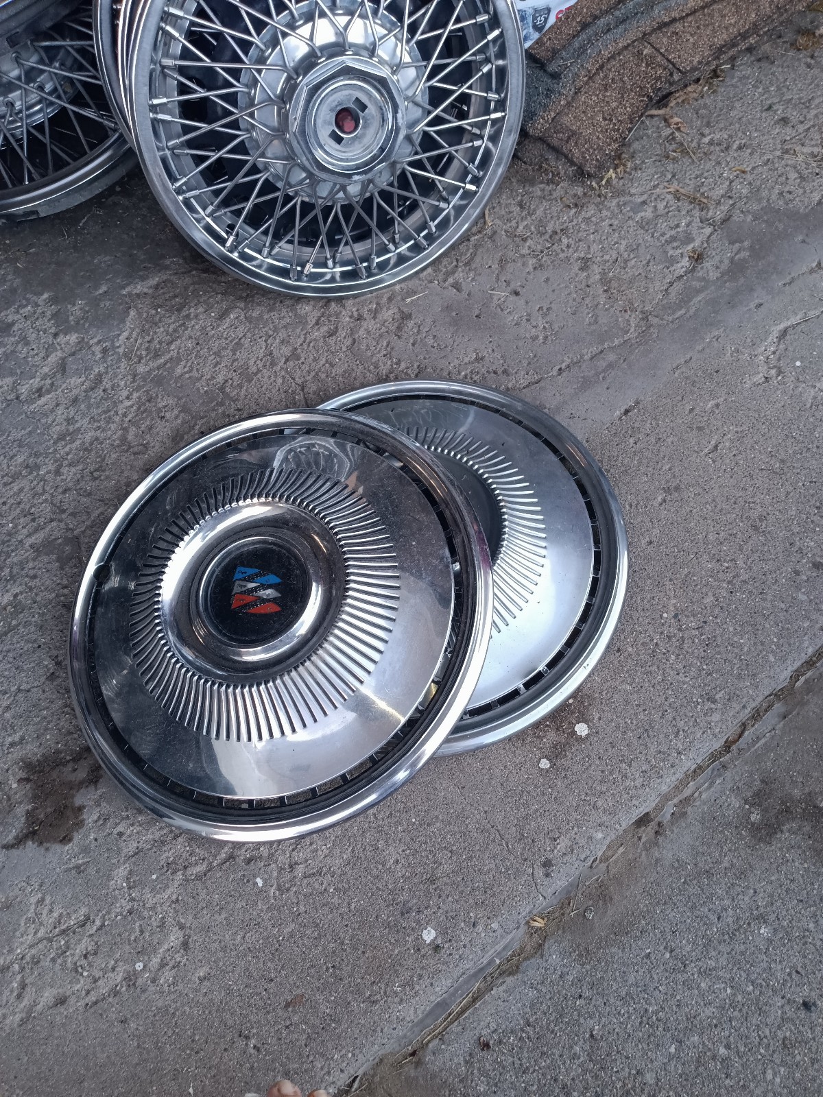2-14 Buick hubcaps