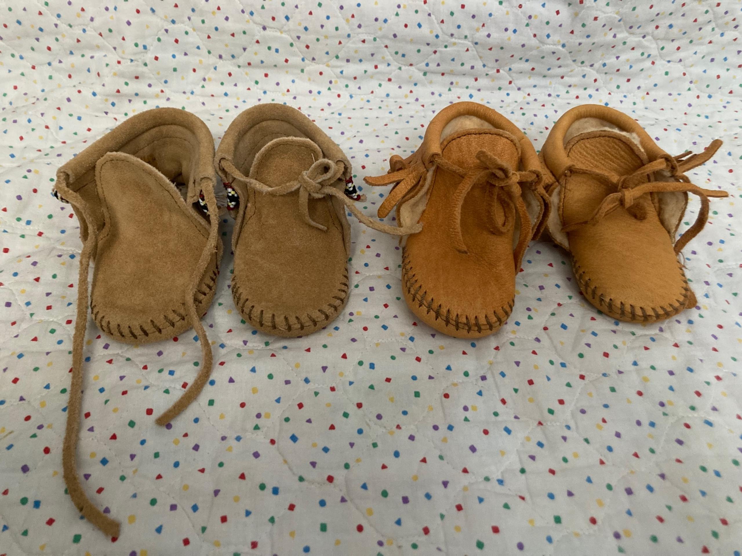 MINNETONKA infant toddler shearling moccasins