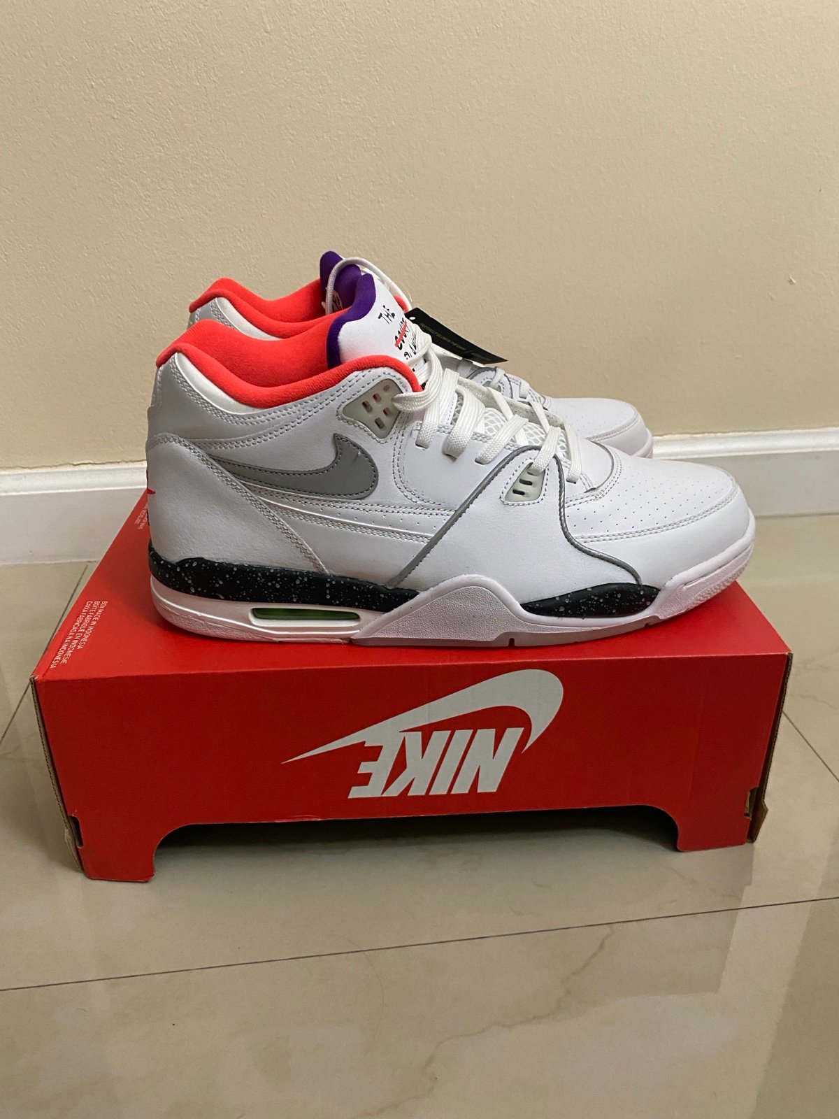 Nike Air Flight 89 Planet of Hoops CW2616-101 NIB Glow in the Dark Size 12