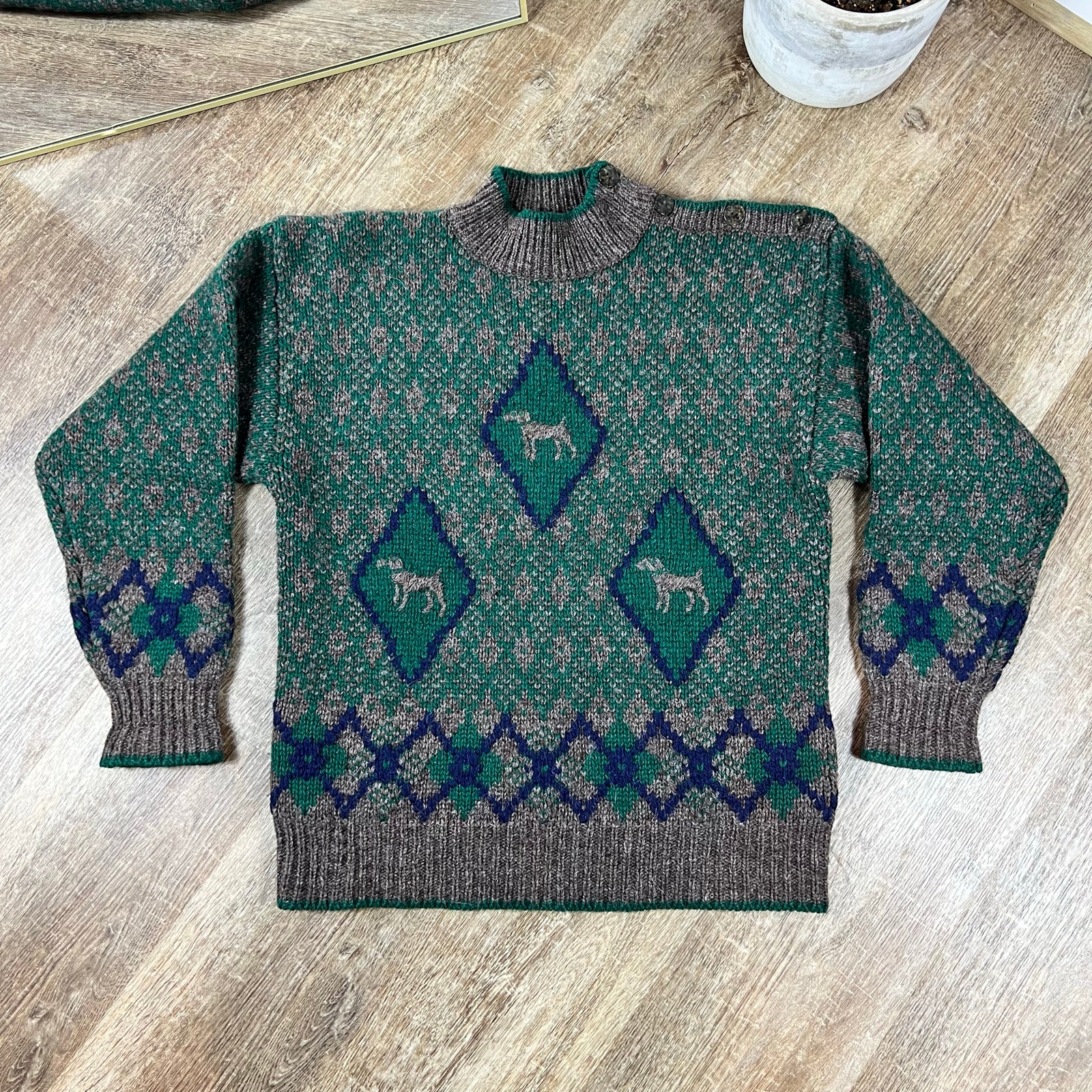 Herman Geist Vintage Sweater Hand Embroidered 100% Shetland Wool Green Dogs