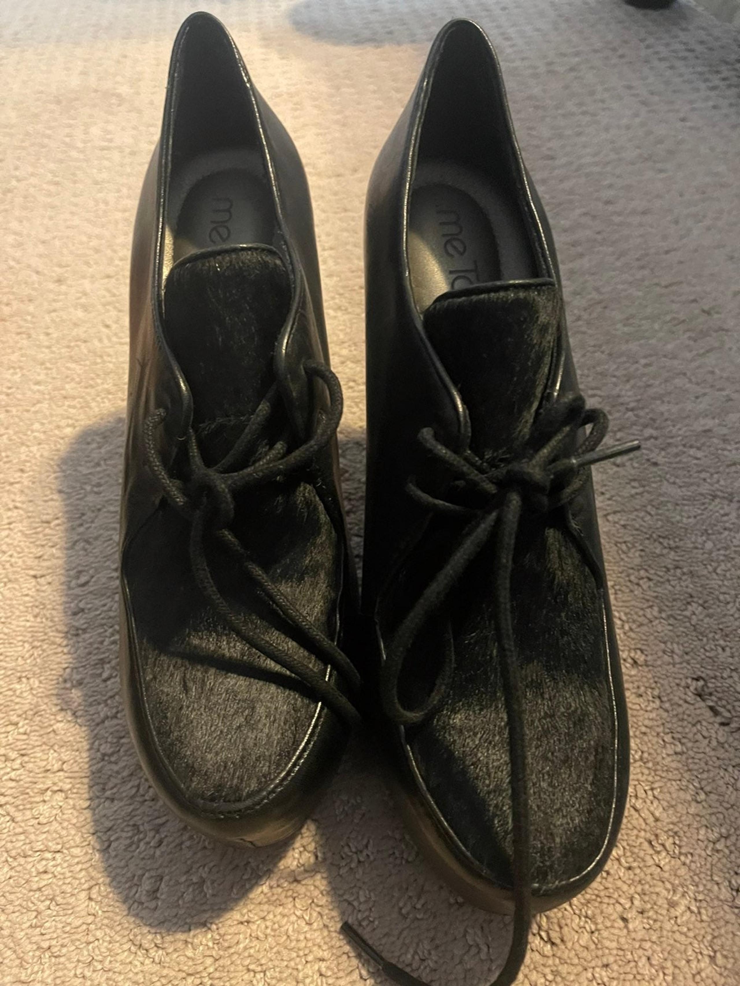 Me too shoes women leather