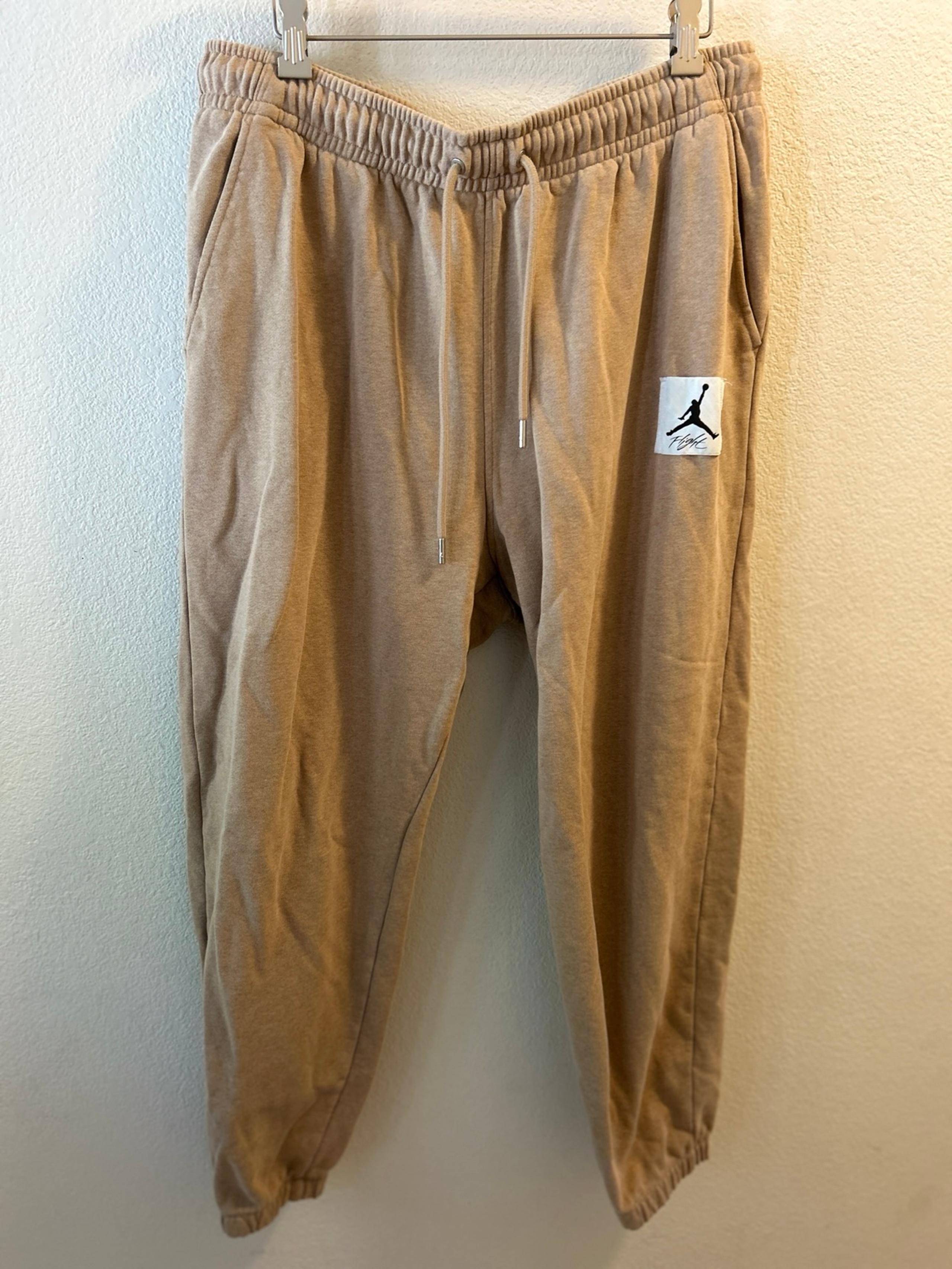 Jordan flight Men’s jogger sweatpants size XL