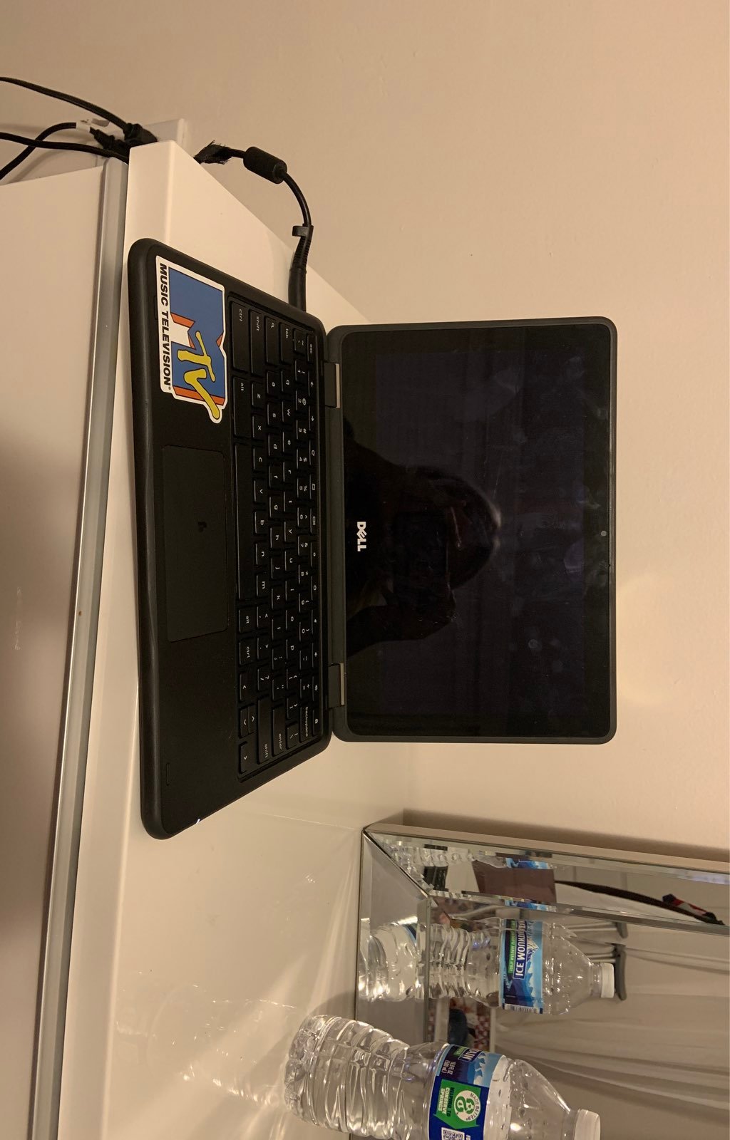 Dell 2-in-1 Touch-Screen Chromebook in B