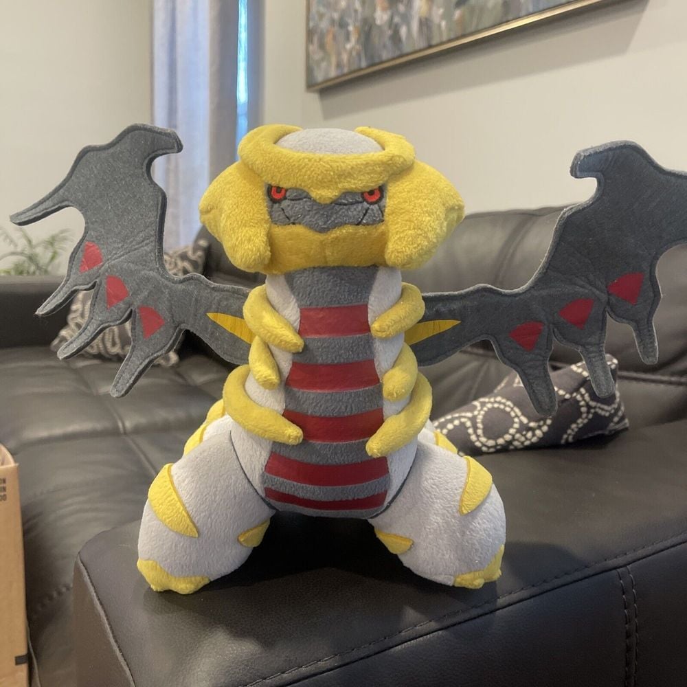 Giratina Altered Forme Pokemon TAKARA TOMY Plush doll 13 Toy Japan
