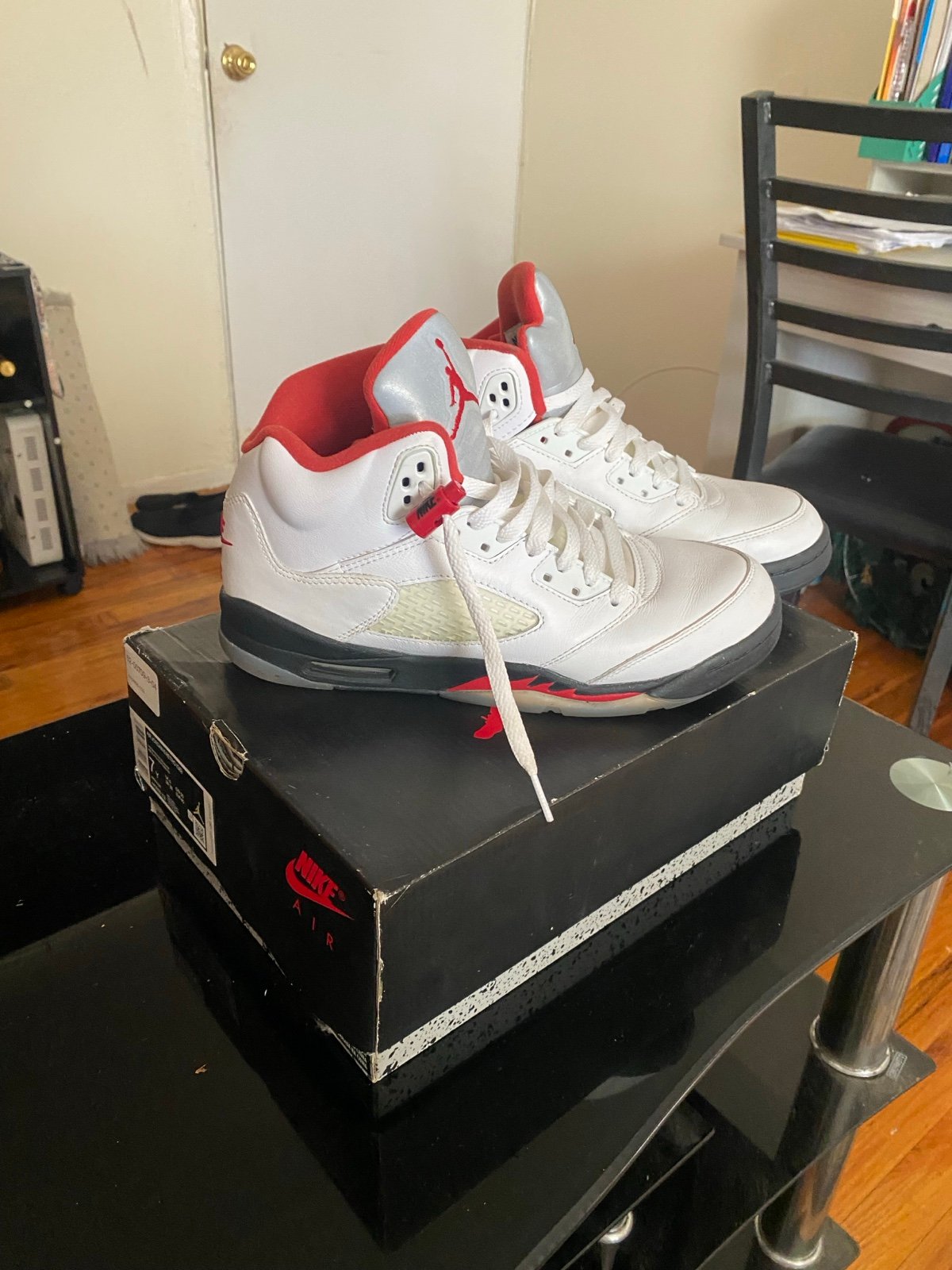 Air Jordan 5 OG retro Fire Red- size 7
