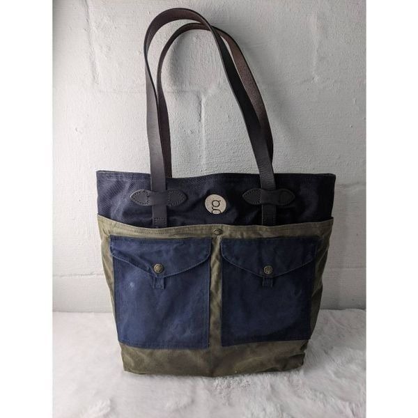 Filson Vintage Two Tone Tote Bag Canvas Green Navy w Pockets **Distressed Stains