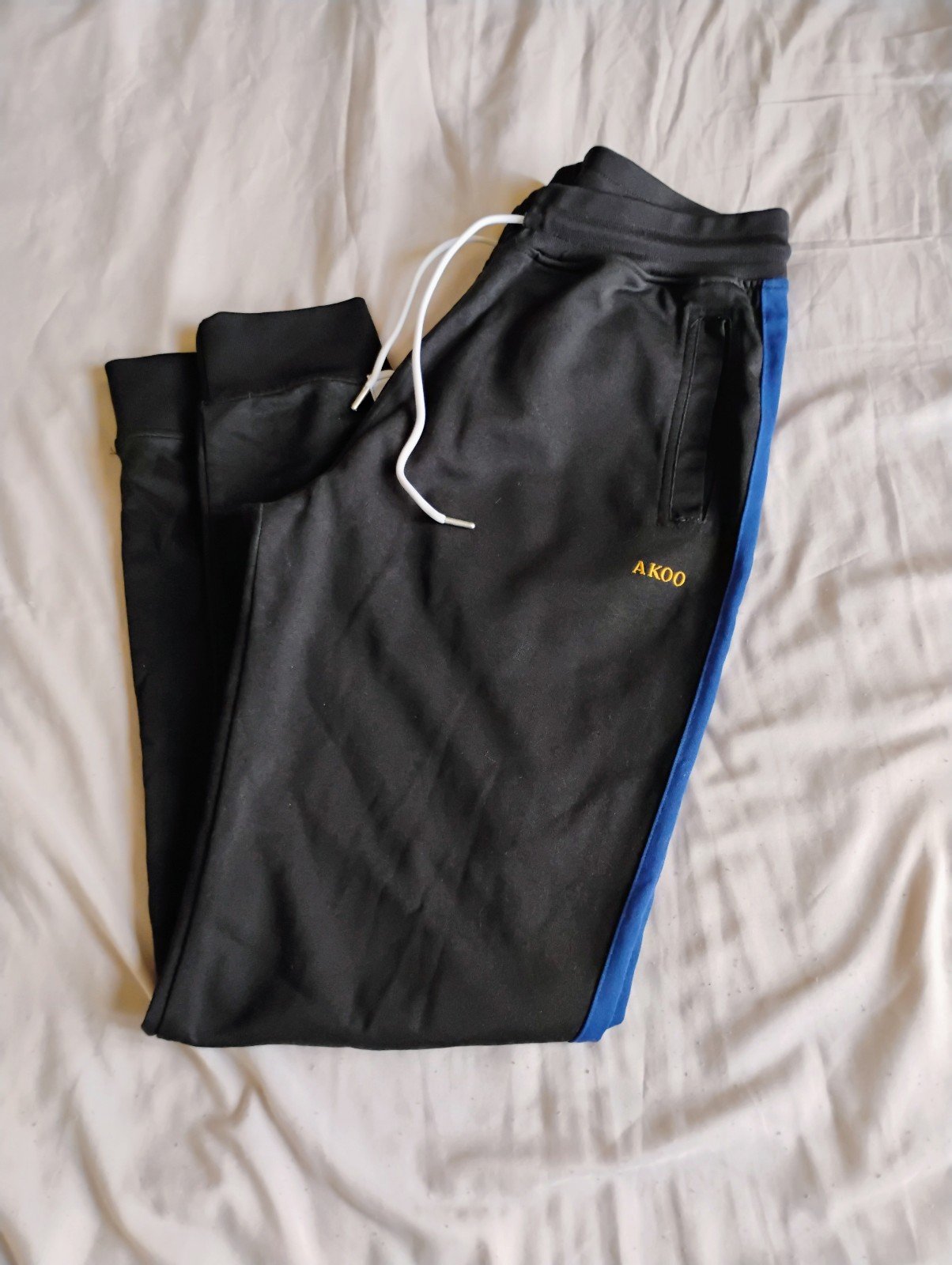 AKOO Trackpants