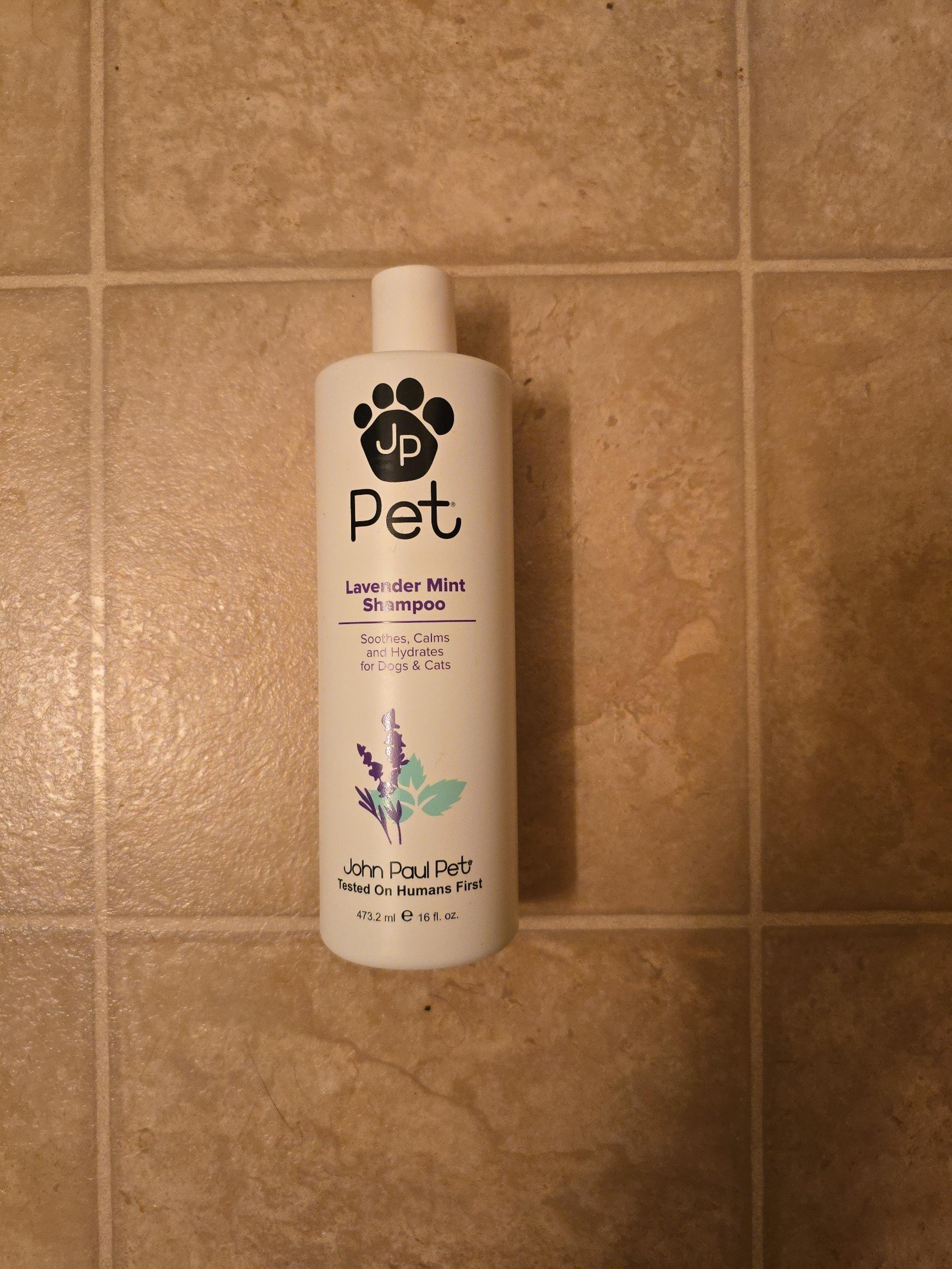 John Paul PET Lavendar Mint Shampoo 16 oz