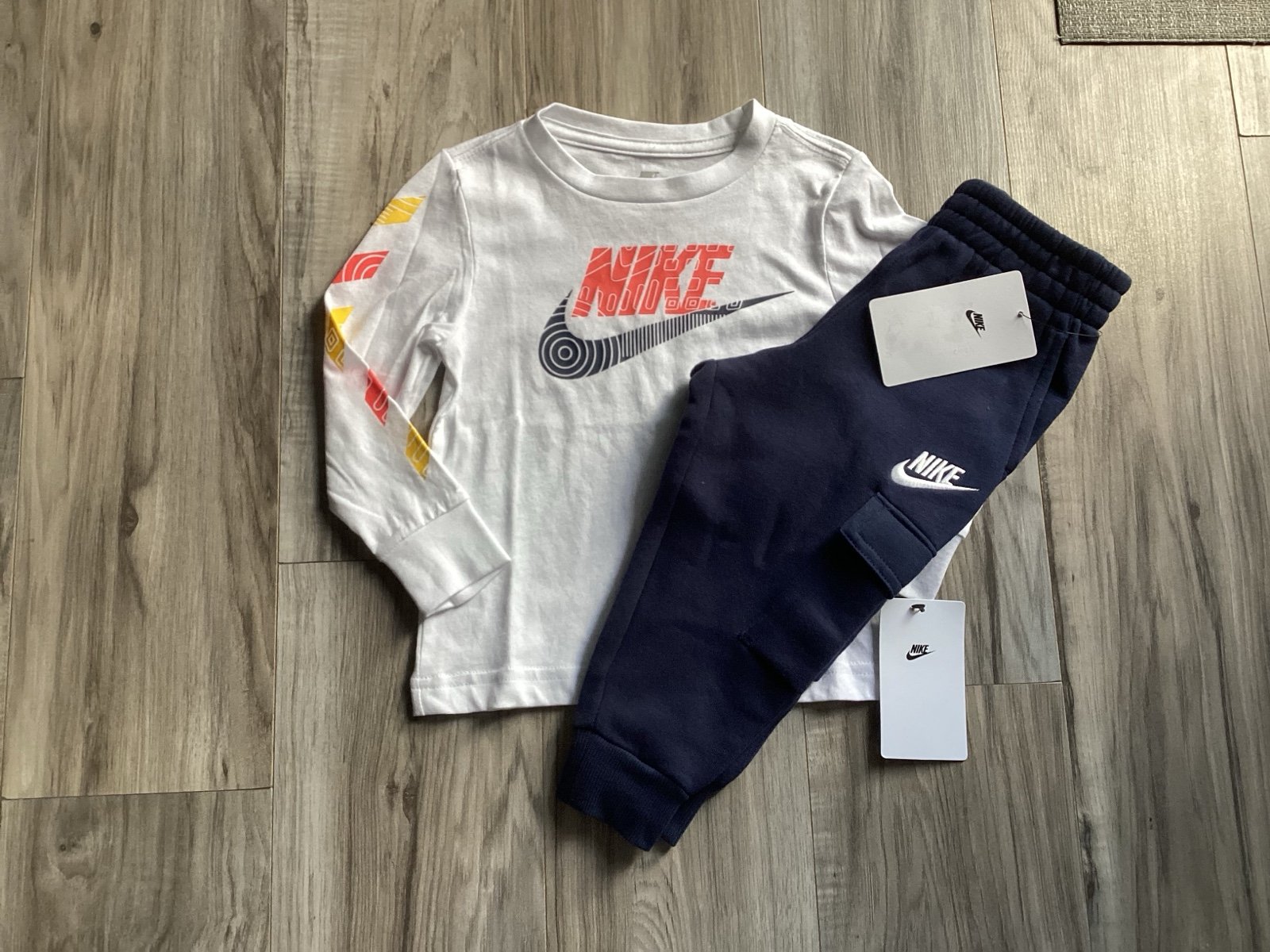 Nike toddler boys l/s tee & cargo joggers outfit size 2T(NWT) ~FIRM, NO OFFERS~