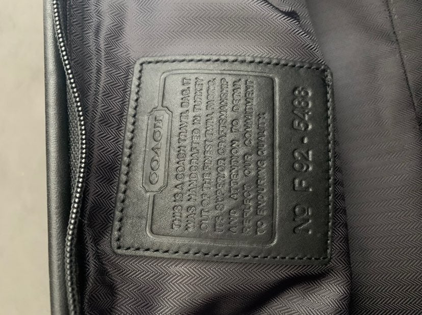 COACH travel makeup bag used - detail
