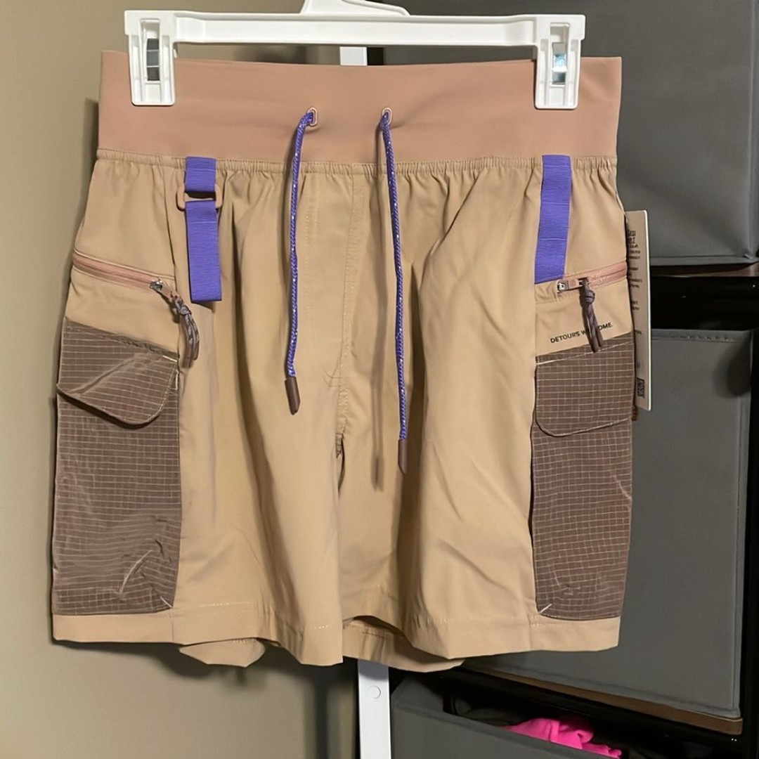 NWT Lululemon Multi-Pocket Cargo High-Rise Hiking Short 5 Sz 6 Pink Clay