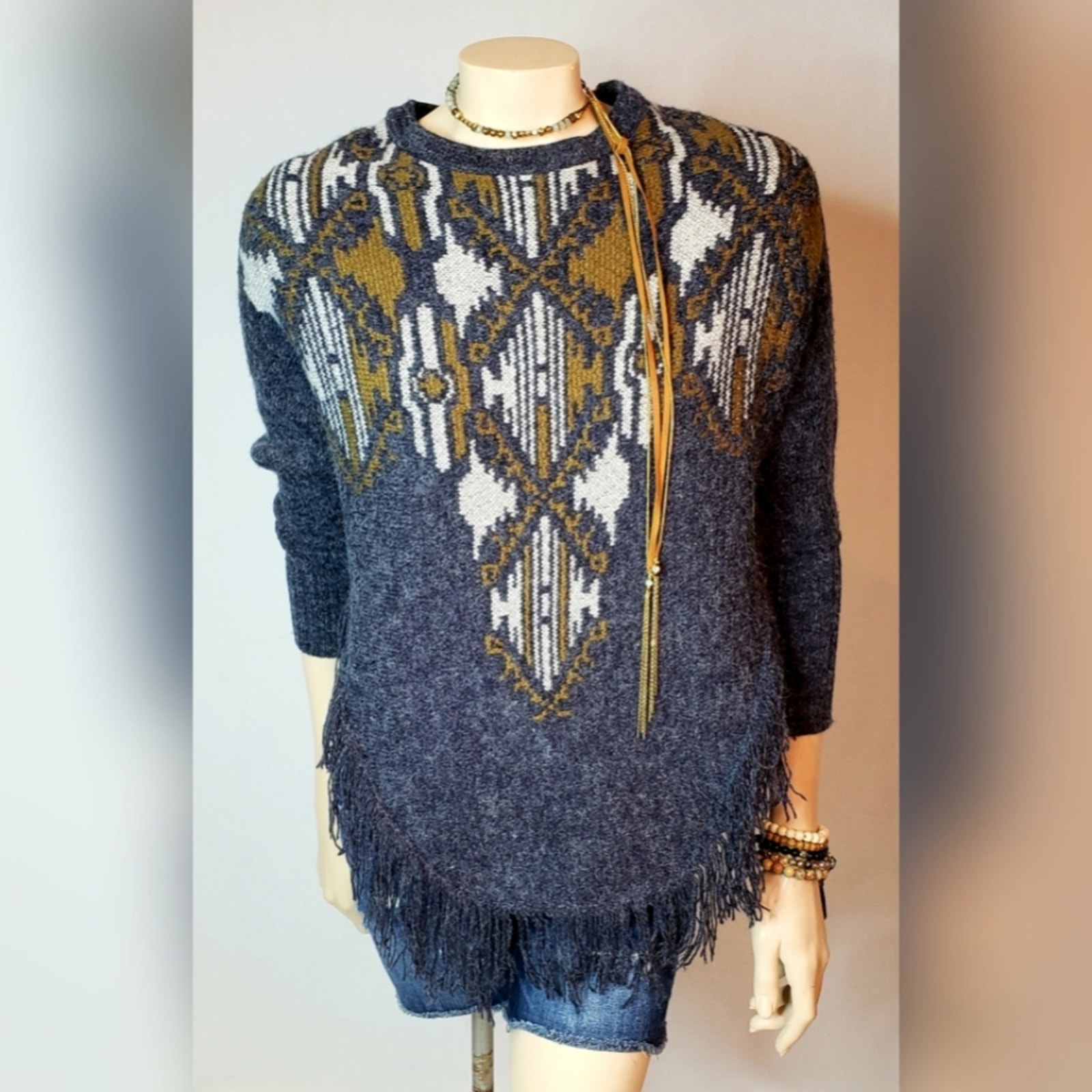 Love Marks Gray Sleeve Poncho SZ M