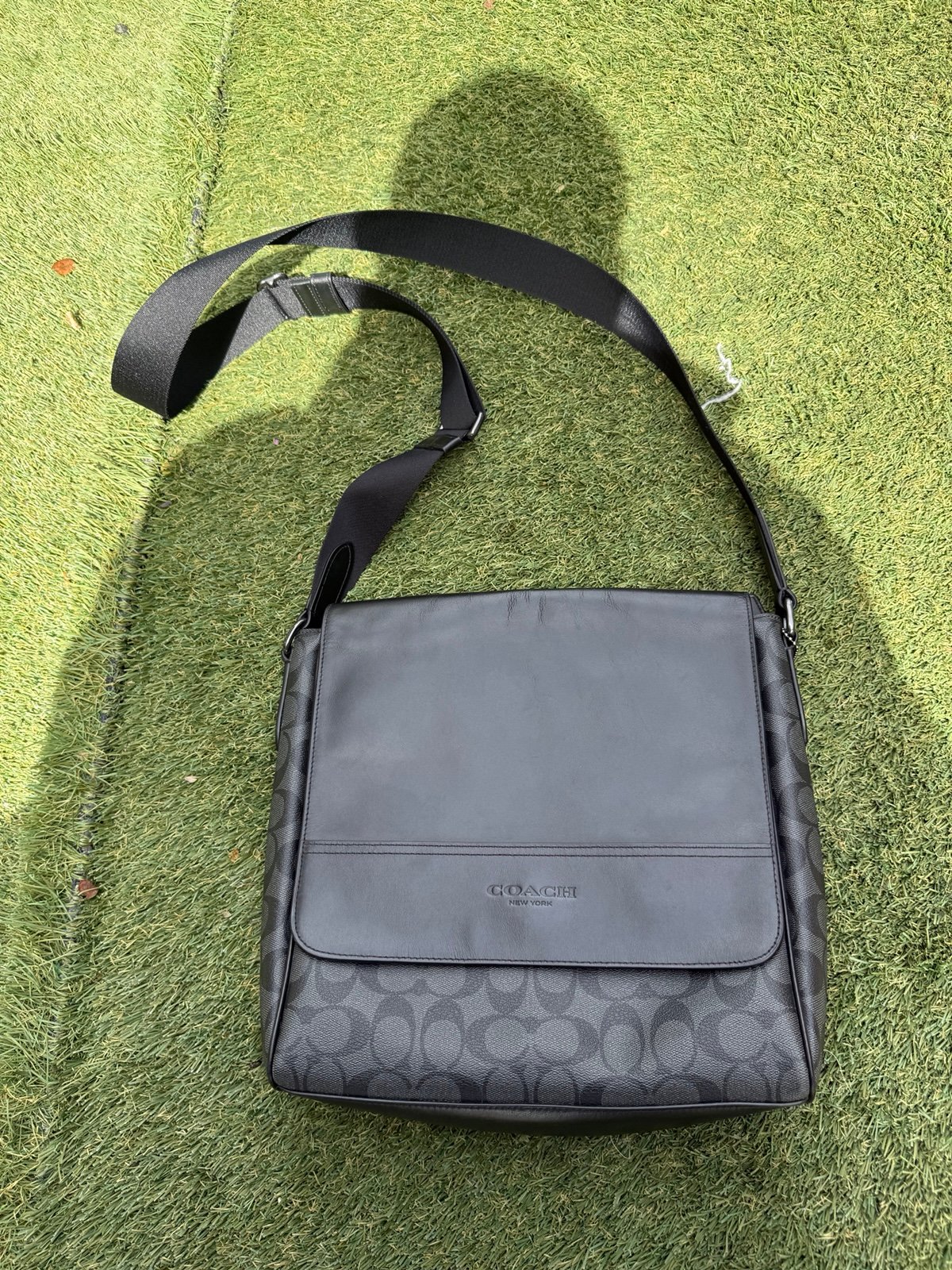 Coach shoulder bag