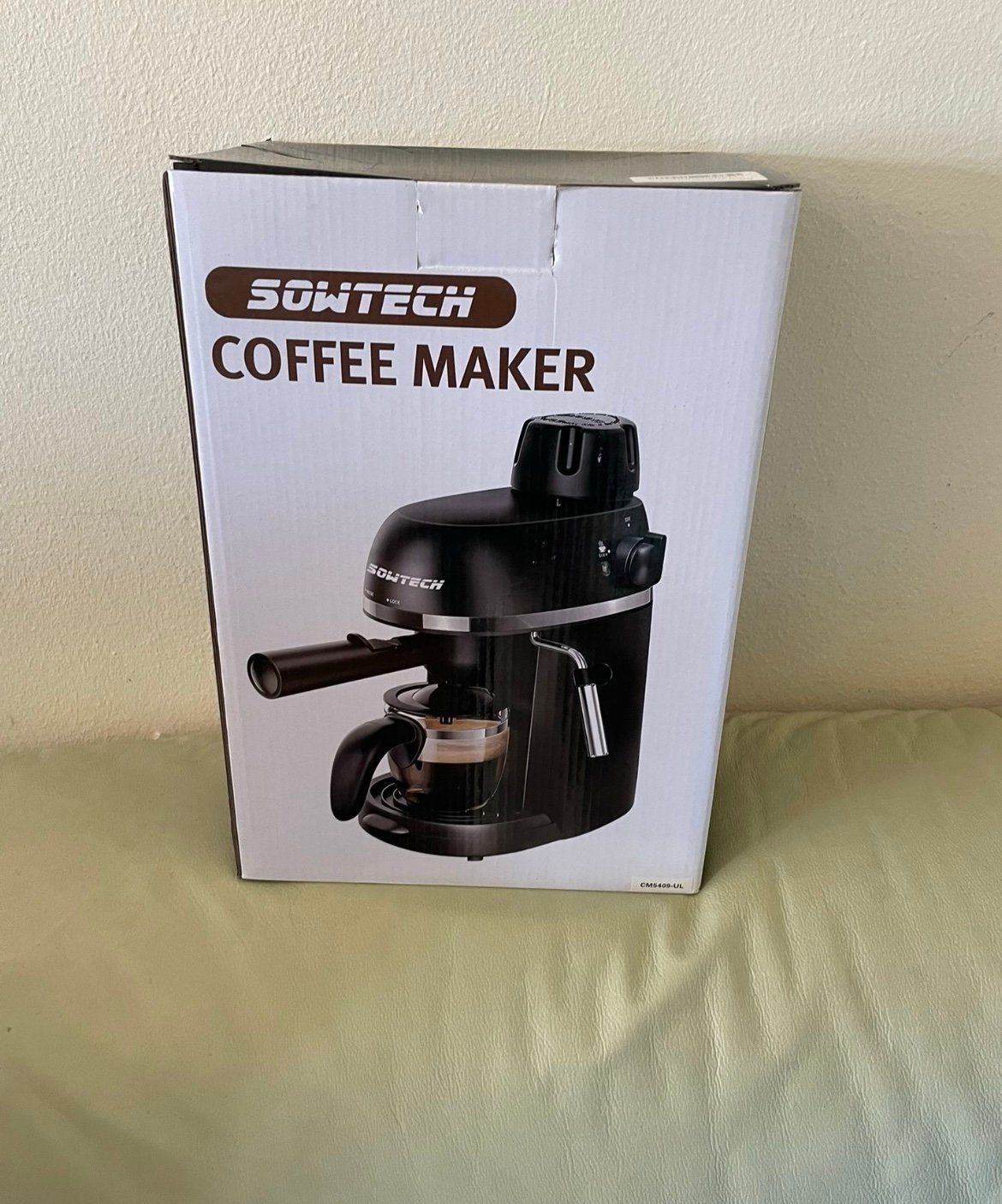 Espresso Coffee Machine Cappuccino Latte Maker 3.5 Bar 1-4 Cup with Steam Milk