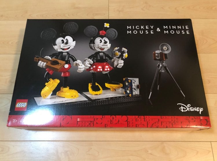 New LEGO Disney Mickey Mouse & Minnie Mouse 43179