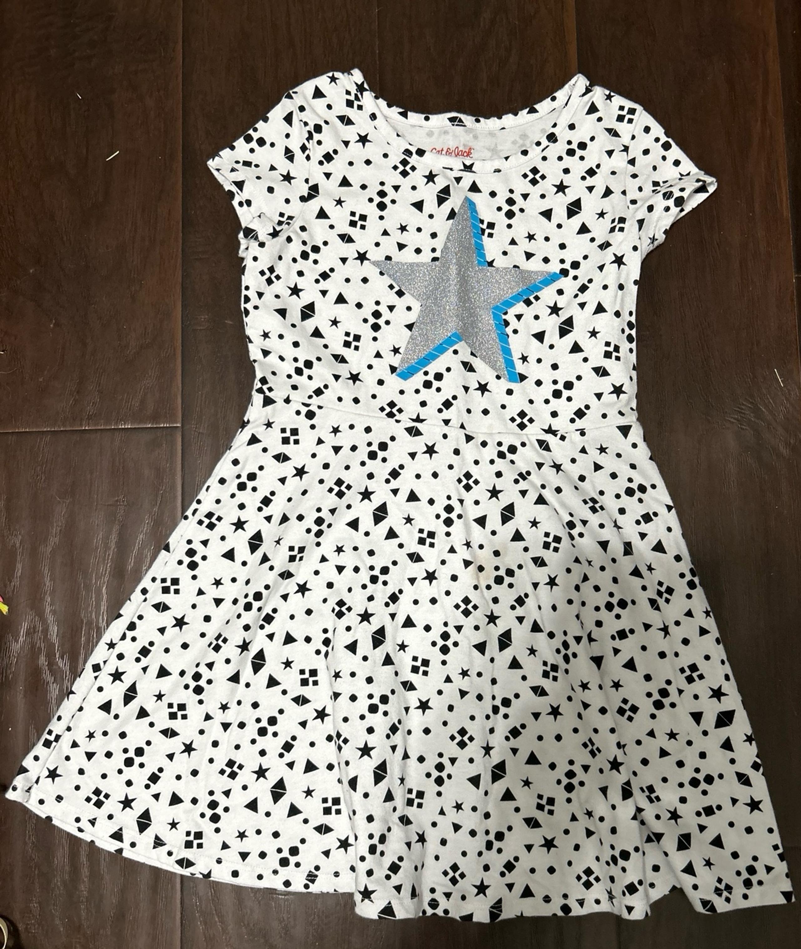 Girls dress