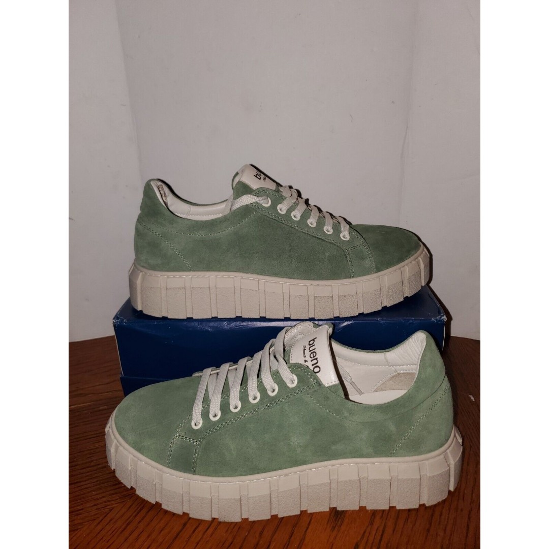 Bueno Talia Suede Green Euro 42 US Size 11 Sneakers NWOT