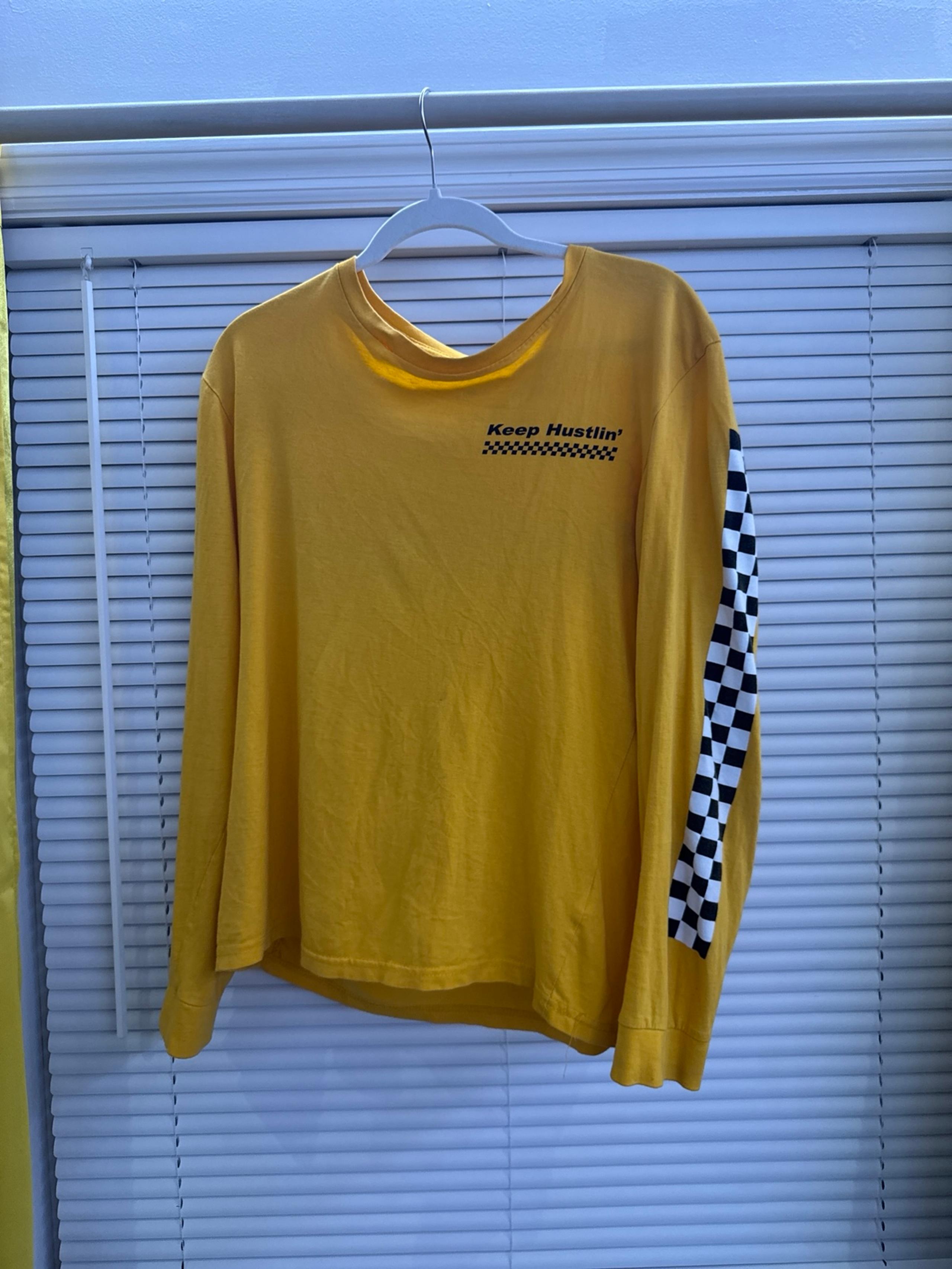 Keep Hustlin Urban Heritage long sleeve Shirt